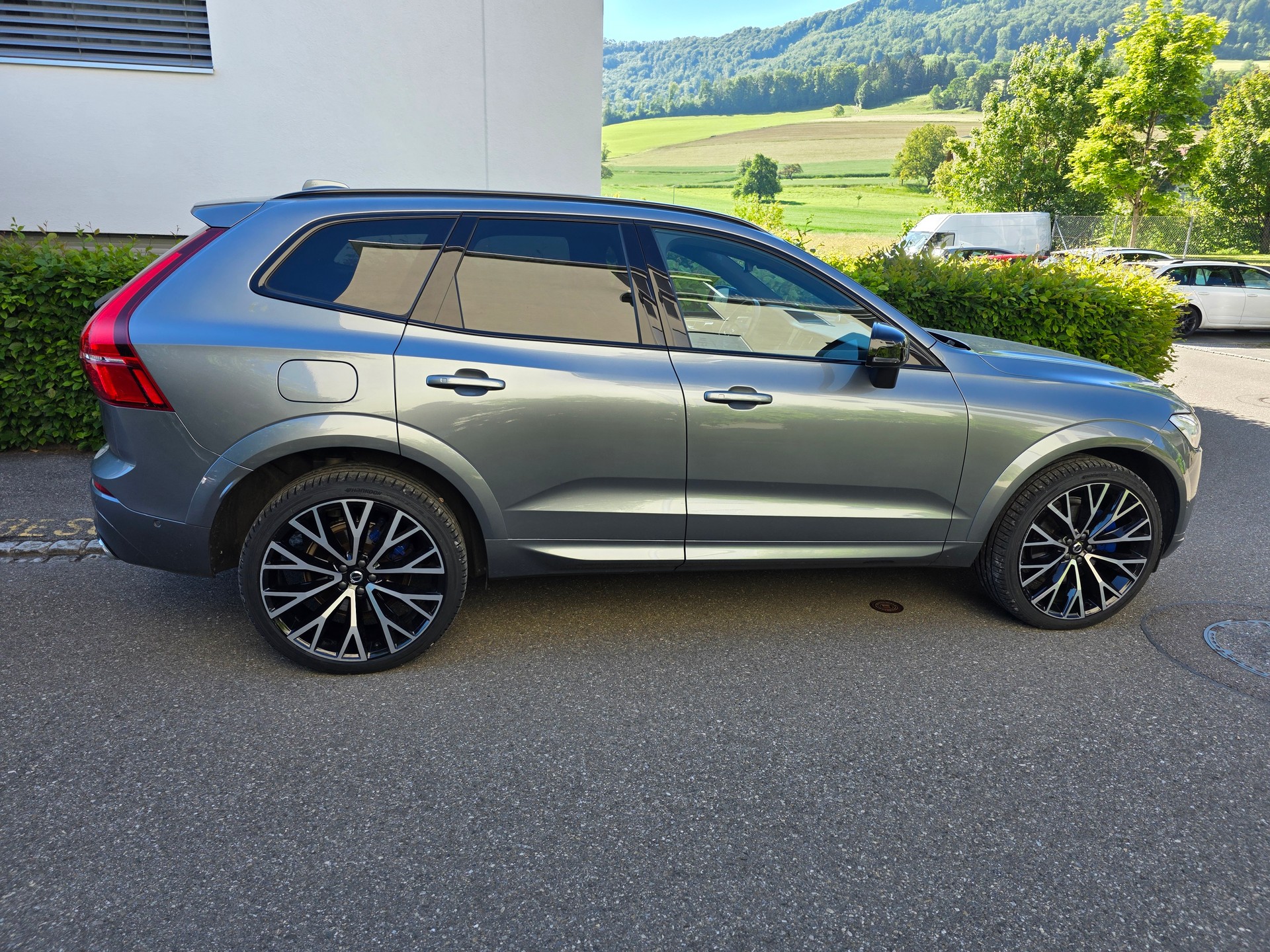 VOLVO XC60 T8 eAWD R-Design Geartronic-showroom-element-3