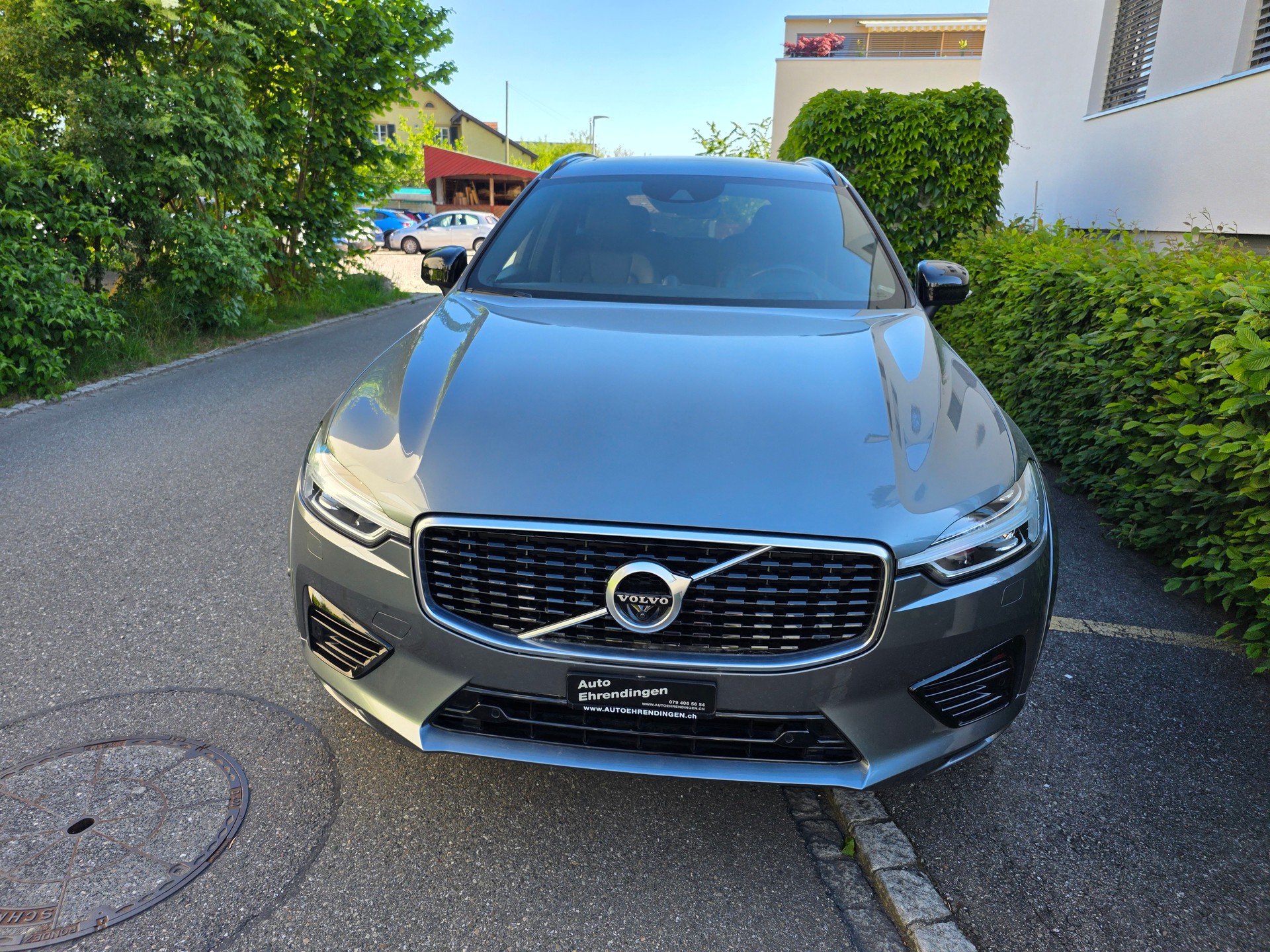 VOLVO XC60 T8 eAWD R-Design Geartronic-showroom-element-1