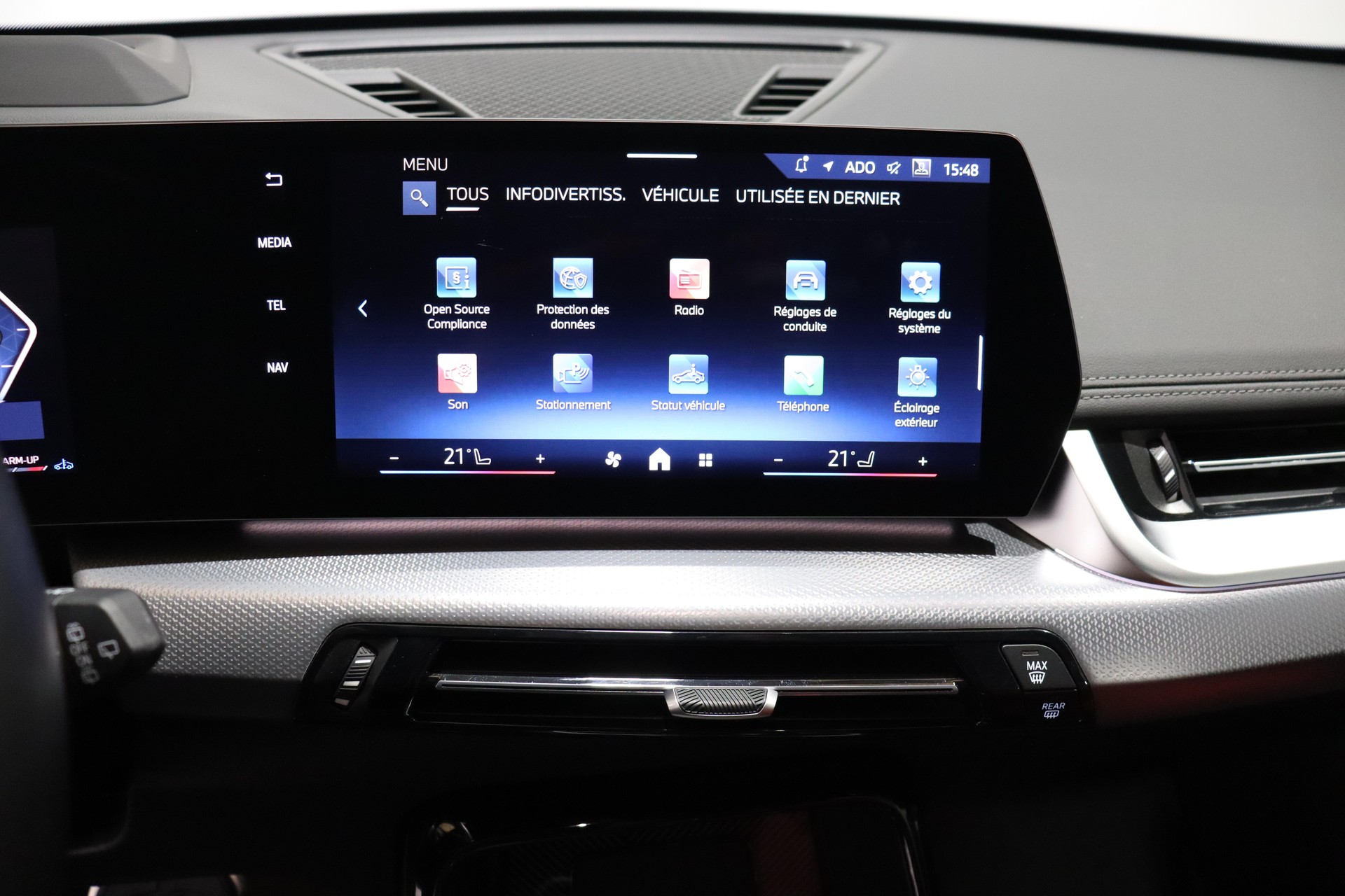 BMW X1 20d xDrive paddles-showroom-element-3