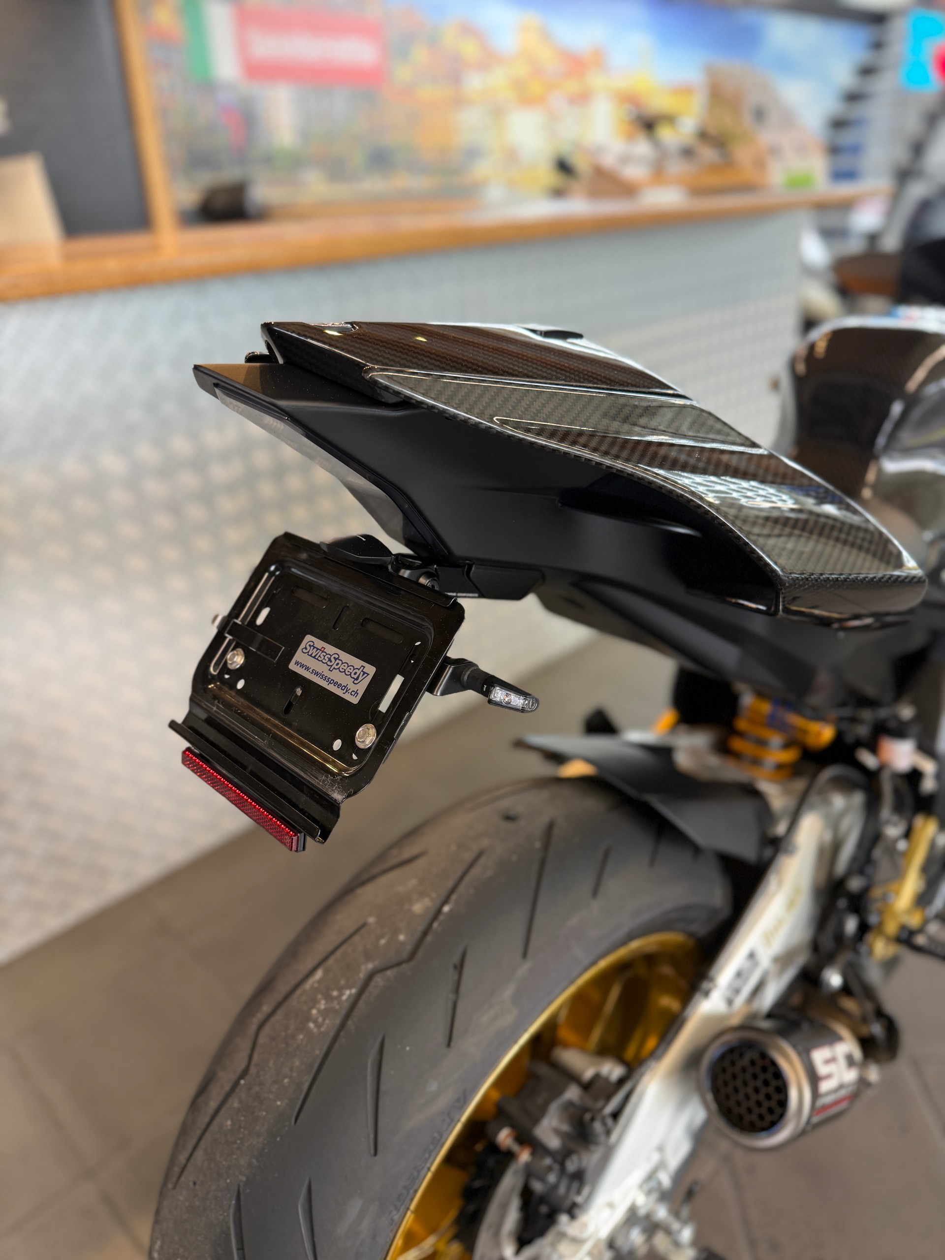 YAMAHA YZF-R1 M ABS-image-8