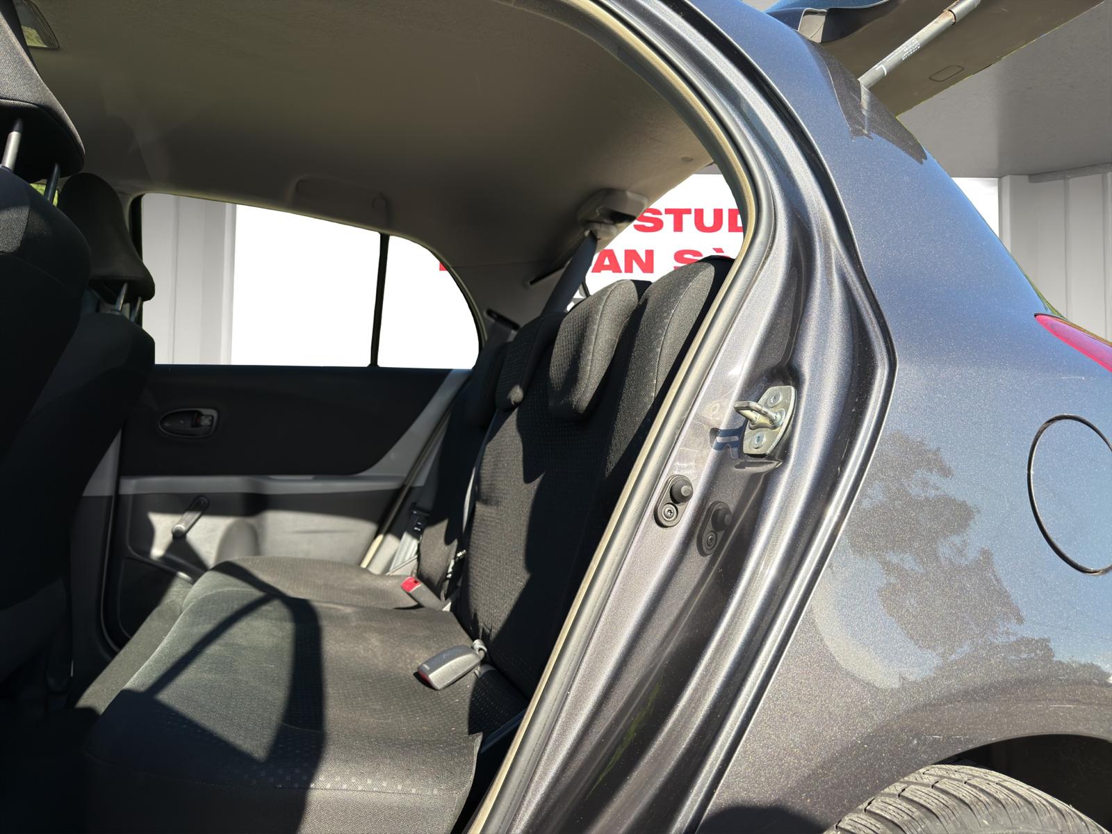 TOYOTA Yaris 1.33 Linea Luna-image-8