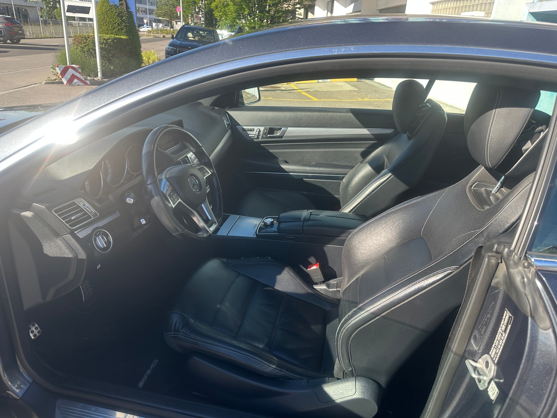 MERCEDES-BENZ E 350 4Matic 7G-Tronic-image-7