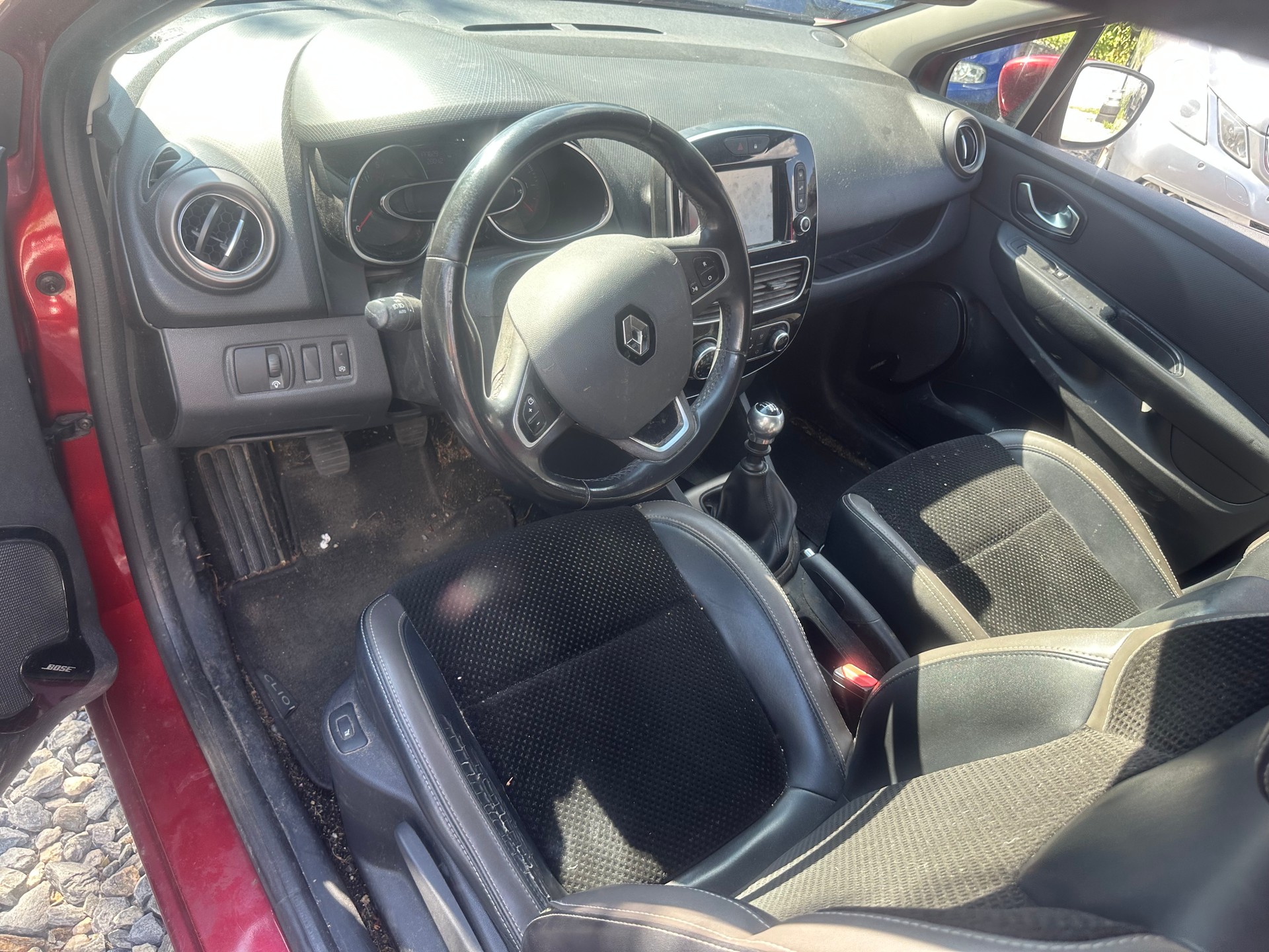RENAULT Clio Grandtour 1.5 dCi Swiss Edition-image-5
