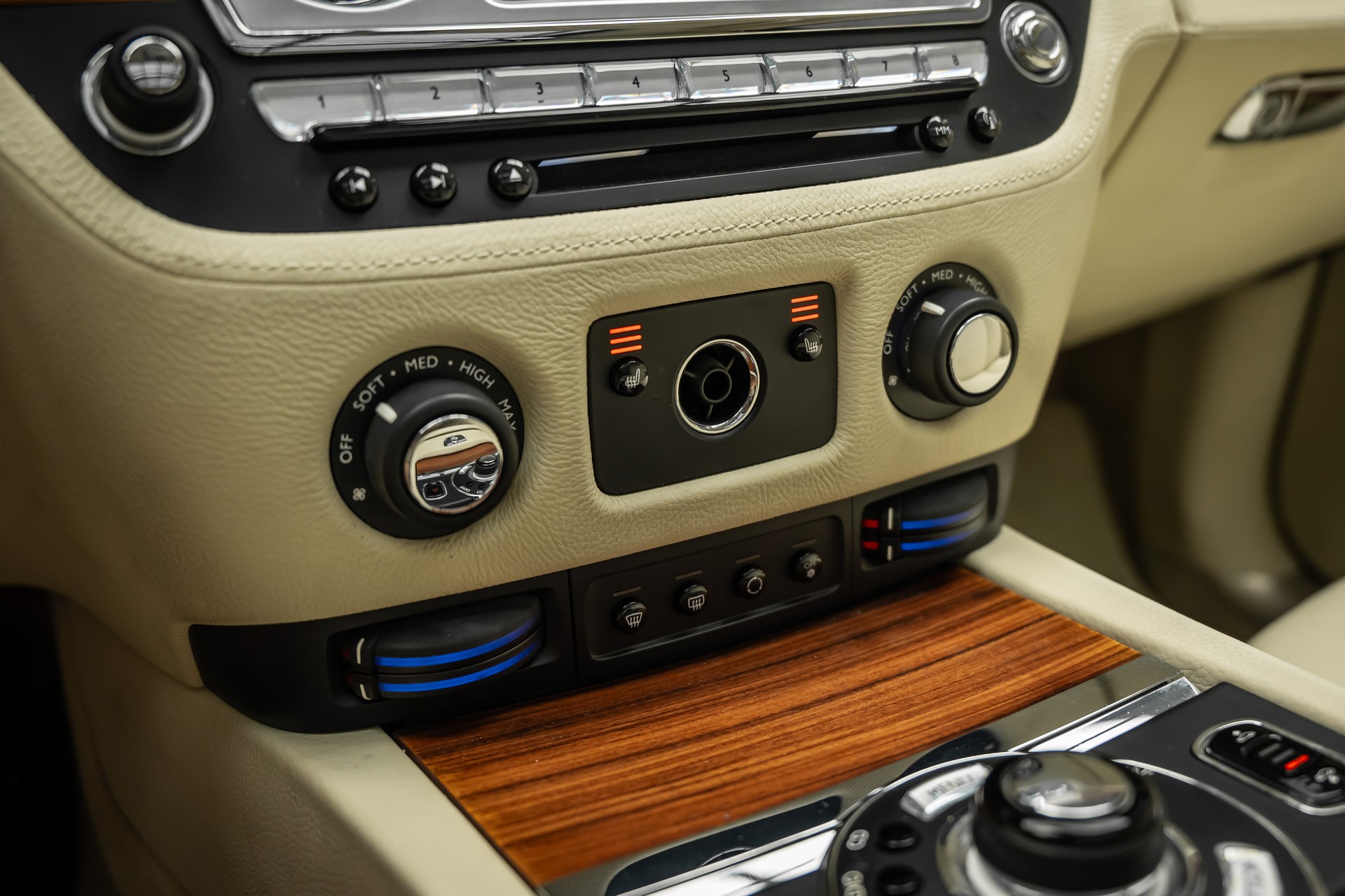 ROLLS-ROYCE * GHOST 6.6 V12 * NUR 57500KM * 22 ZOLL RÄDER* LEASING AB 720.- *-image-24