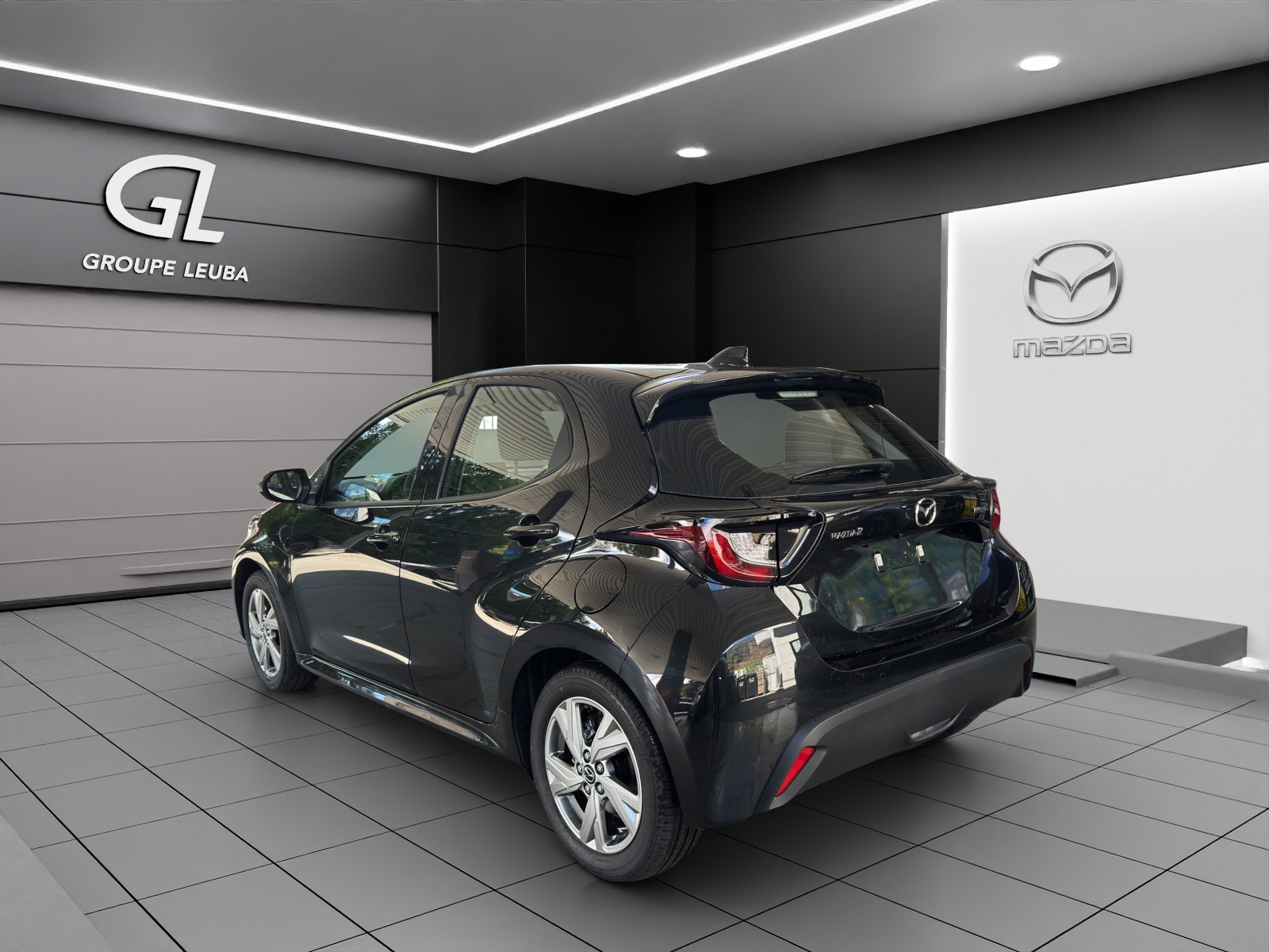 MAZDA 2 Hybrid Exclusive-line-showroom-element-3
