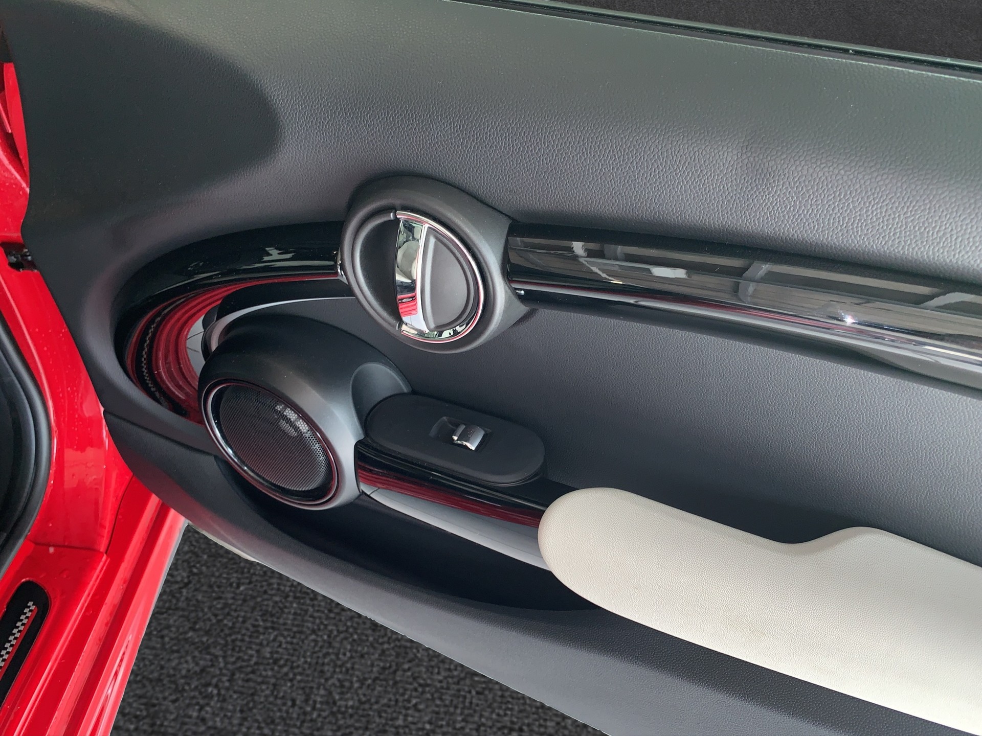 MINI John Cooper Works-image-14