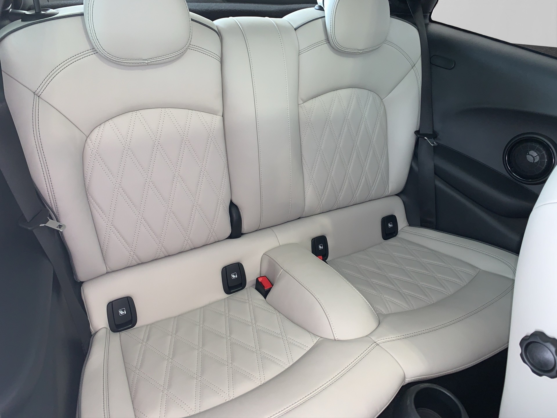 MINI John Cooper Works-image-10