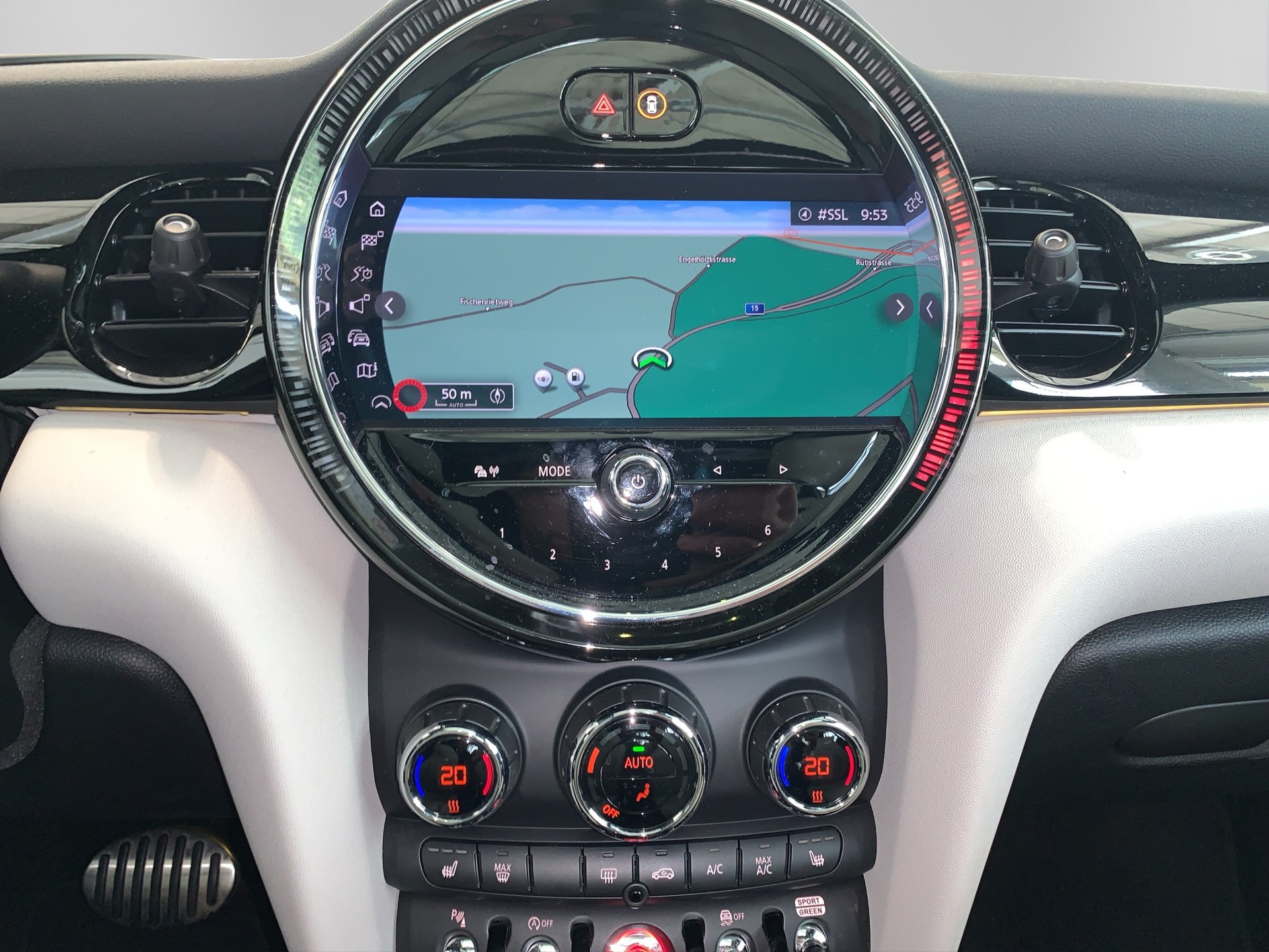 MINI John Cooper Works-image-8