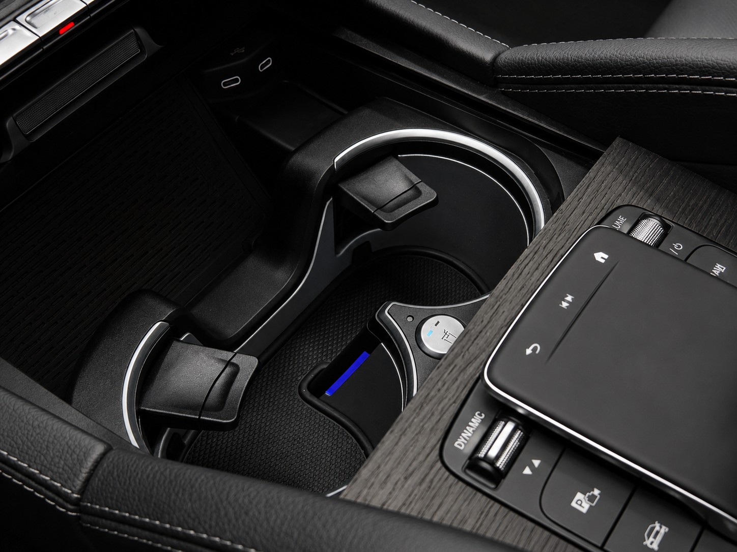 MERCEDES-BENZ GLS 580 AMG Line 4matic-image-17