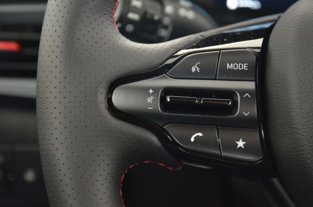 HYUNDAI i20 1.0 T-GDi N-Line DCT MHEV-image-20