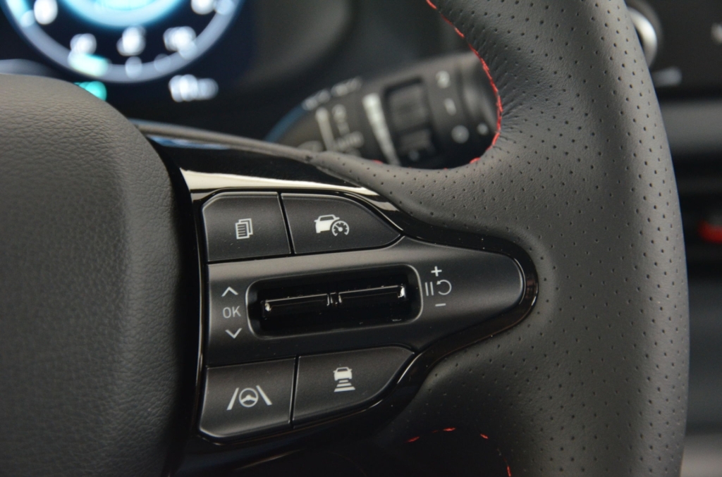 HYUNDAI i20 1.0 T-GDi N-Line DCT MHEV-image-19