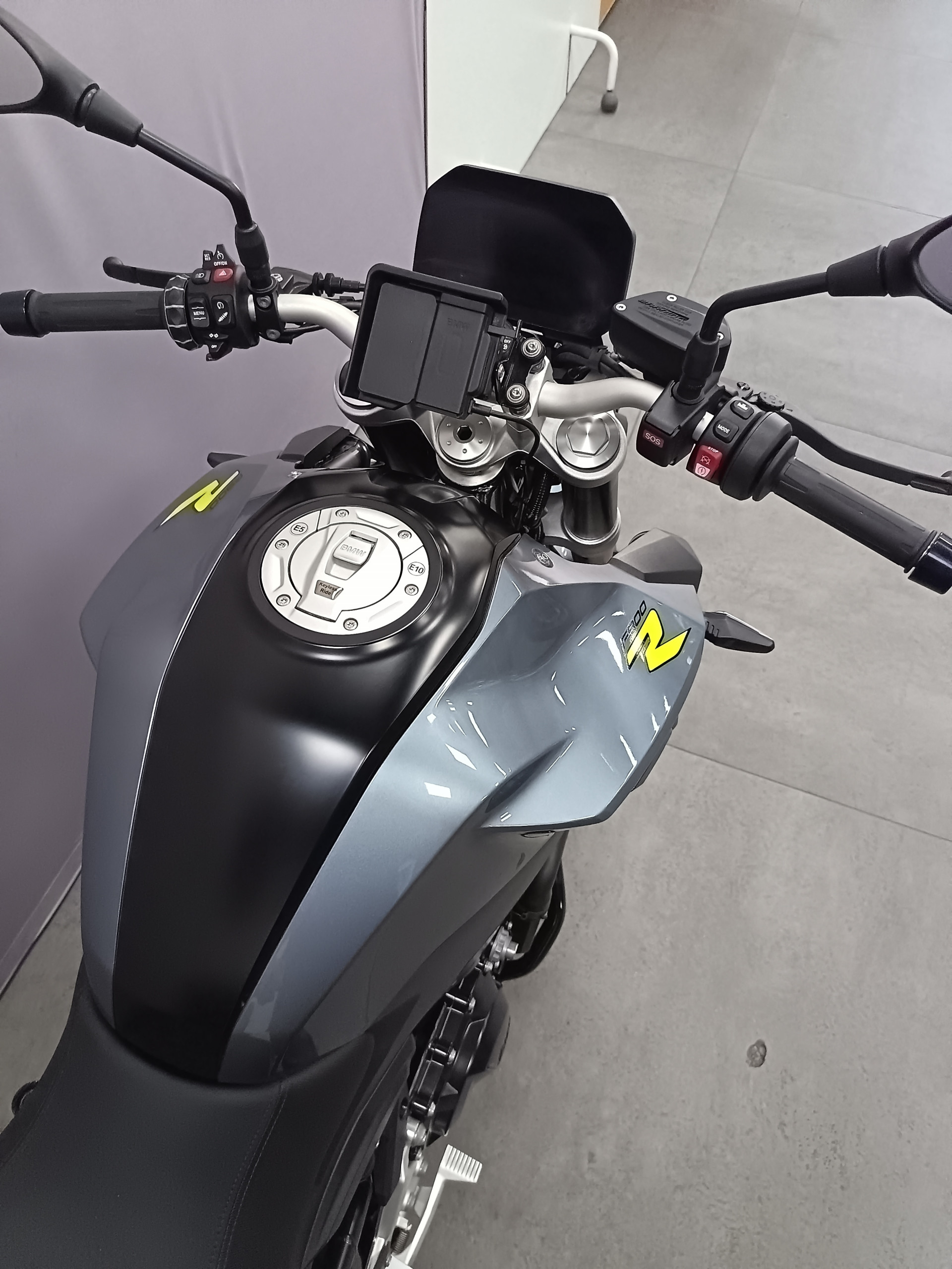 BMW F 900 R A2 Exclusive-image-4