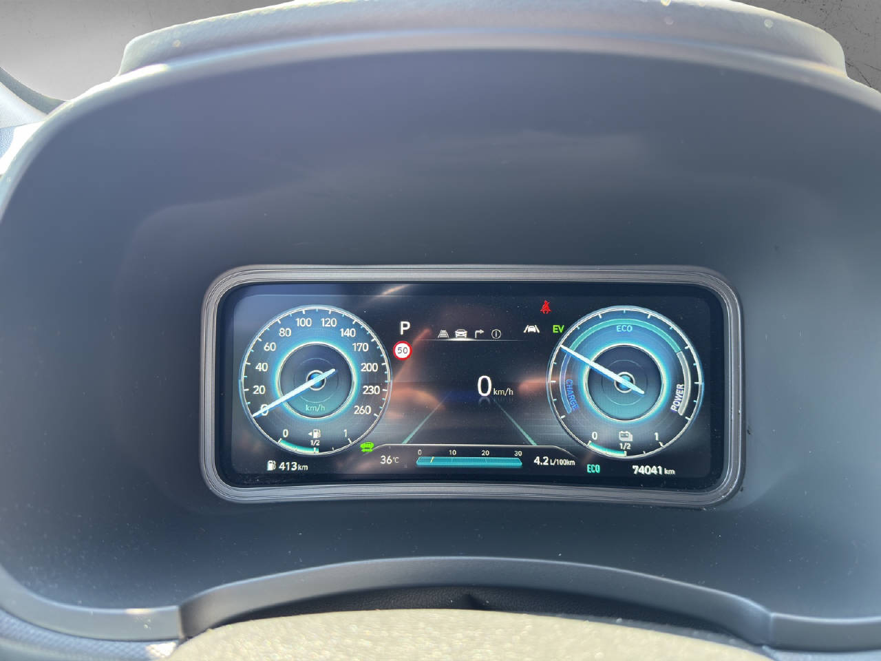 HYUNDAI Kona 1.6 GDi Hybrid Amplia MY21-image-8