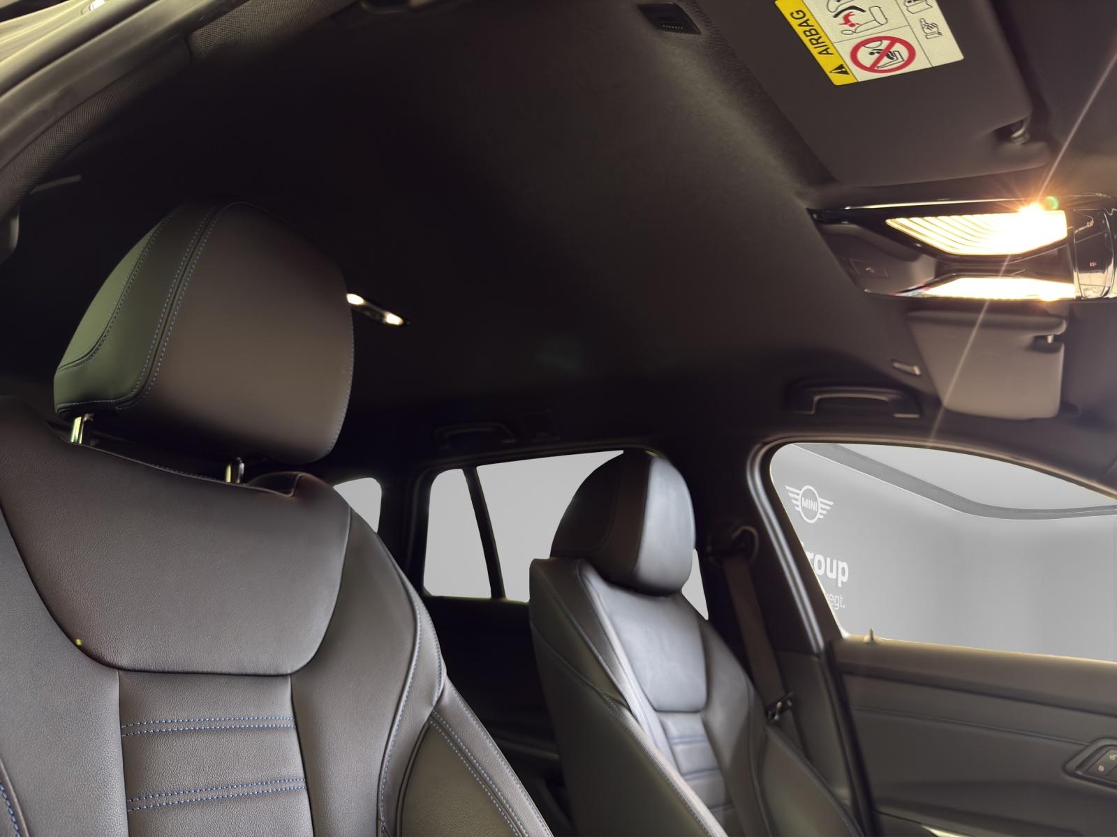 BMW 320d xDrive Touring M-SportPaket-image-19