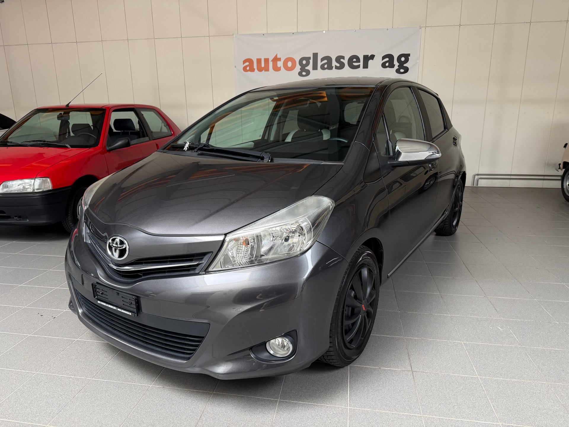 TOYOTA Yaris 1.33 Style Multidrive-showroom-element-1