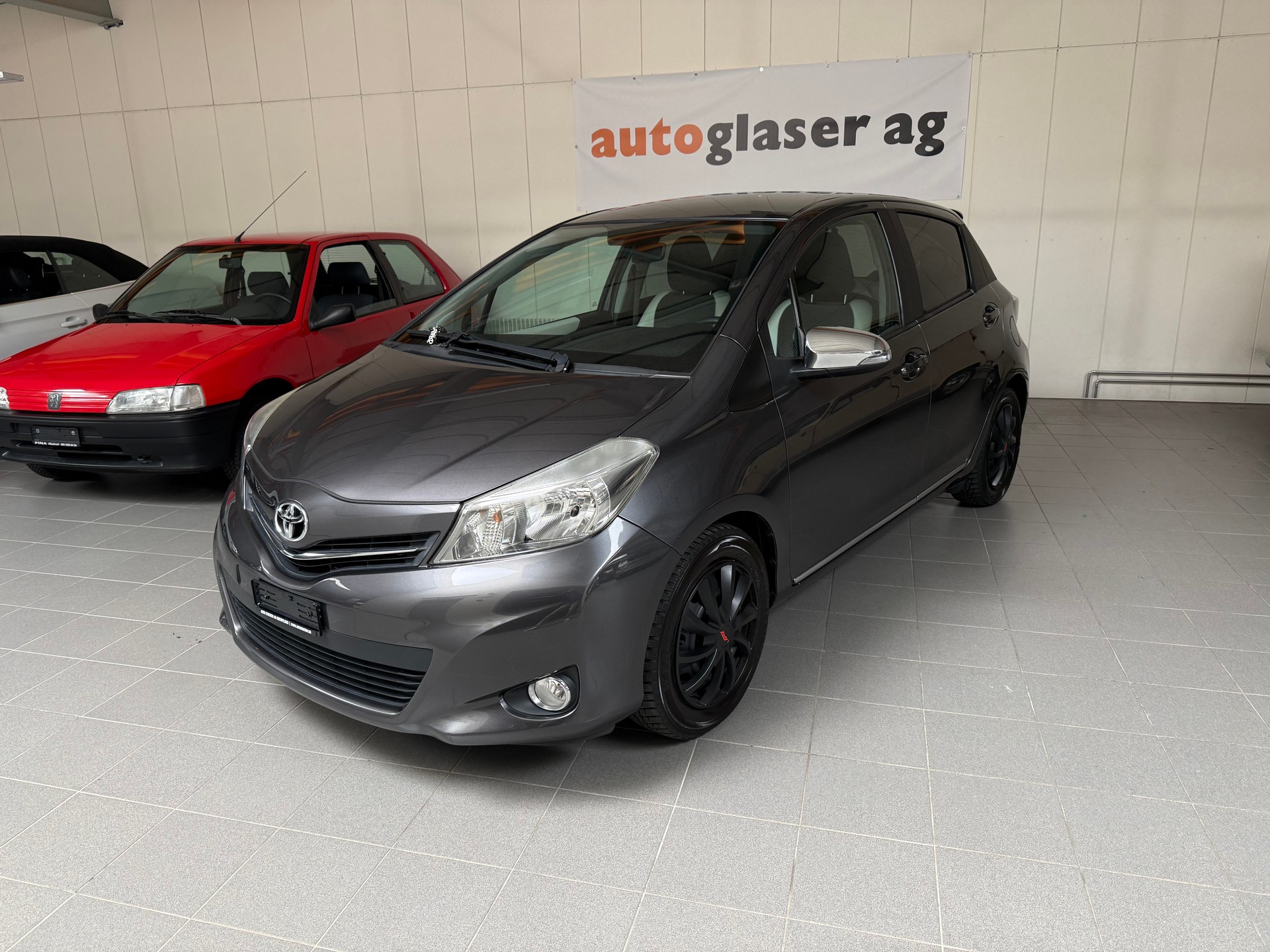 TOYOTA Yaris 1.33 Style Multidrive-showroom-element-2