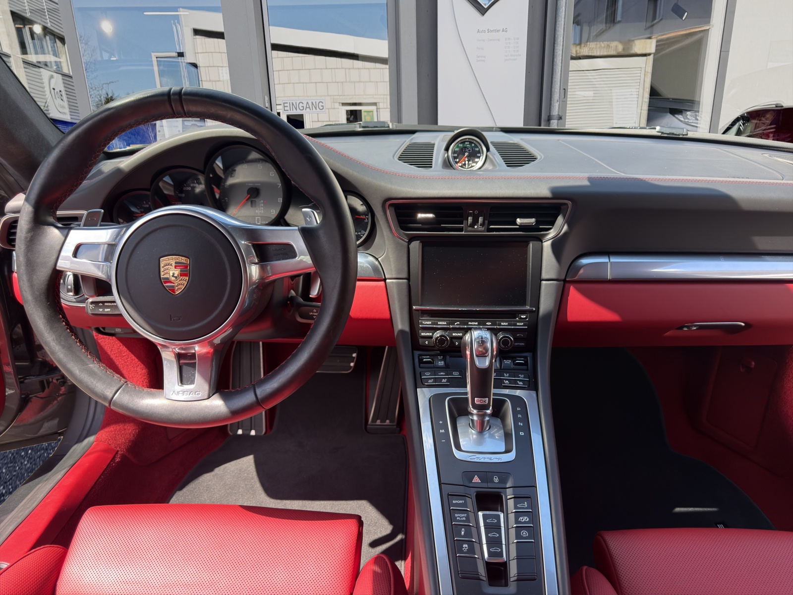 PORSCHE 911 Carrera 4S PDK-image-12