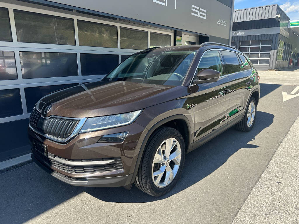 SKODA Kodiaq 2.0 TSI Ambition DSG-showroom-element-1