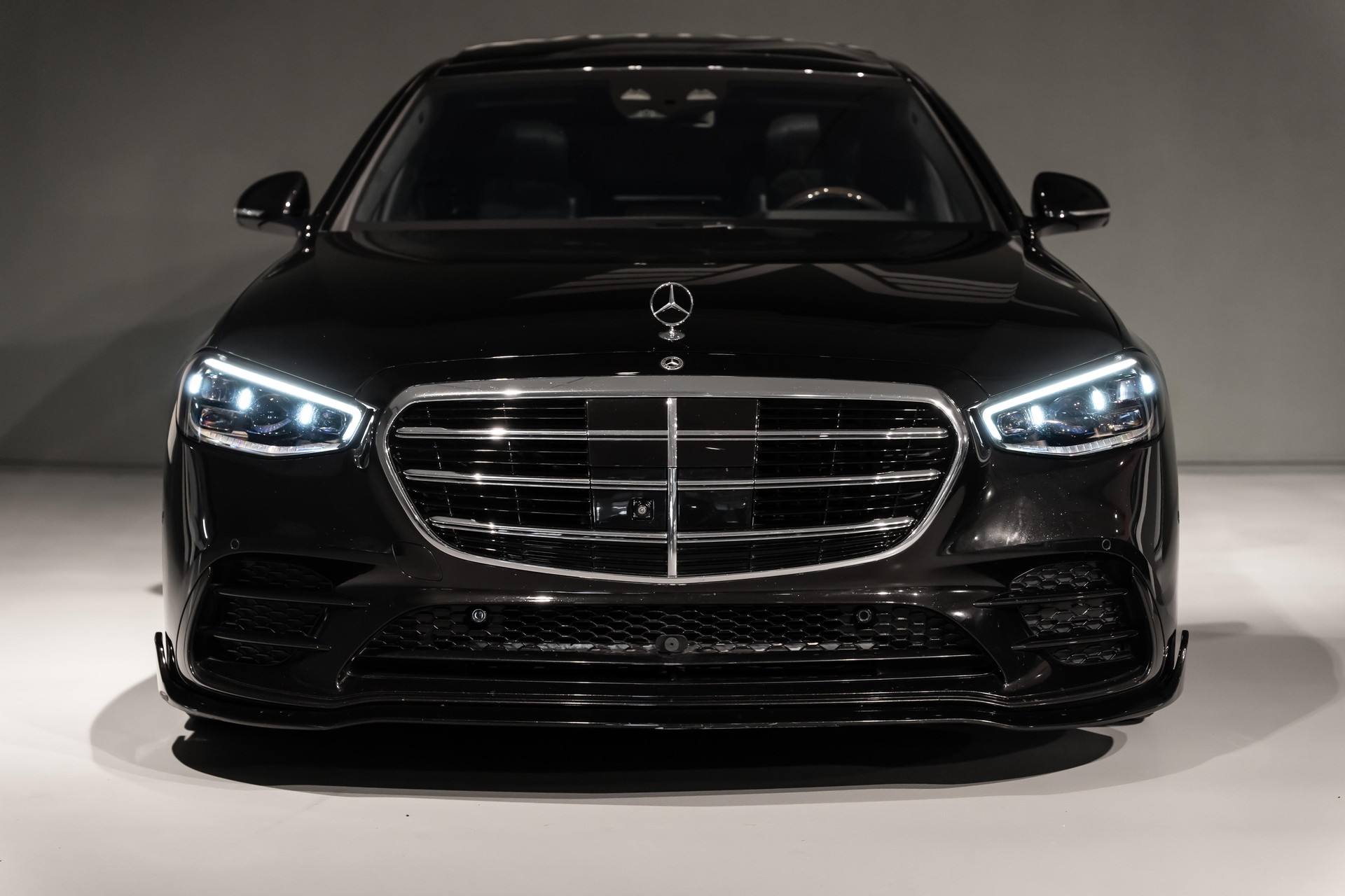 MERCEDES-BENZ S 450 d 4matic-showroom-element-3