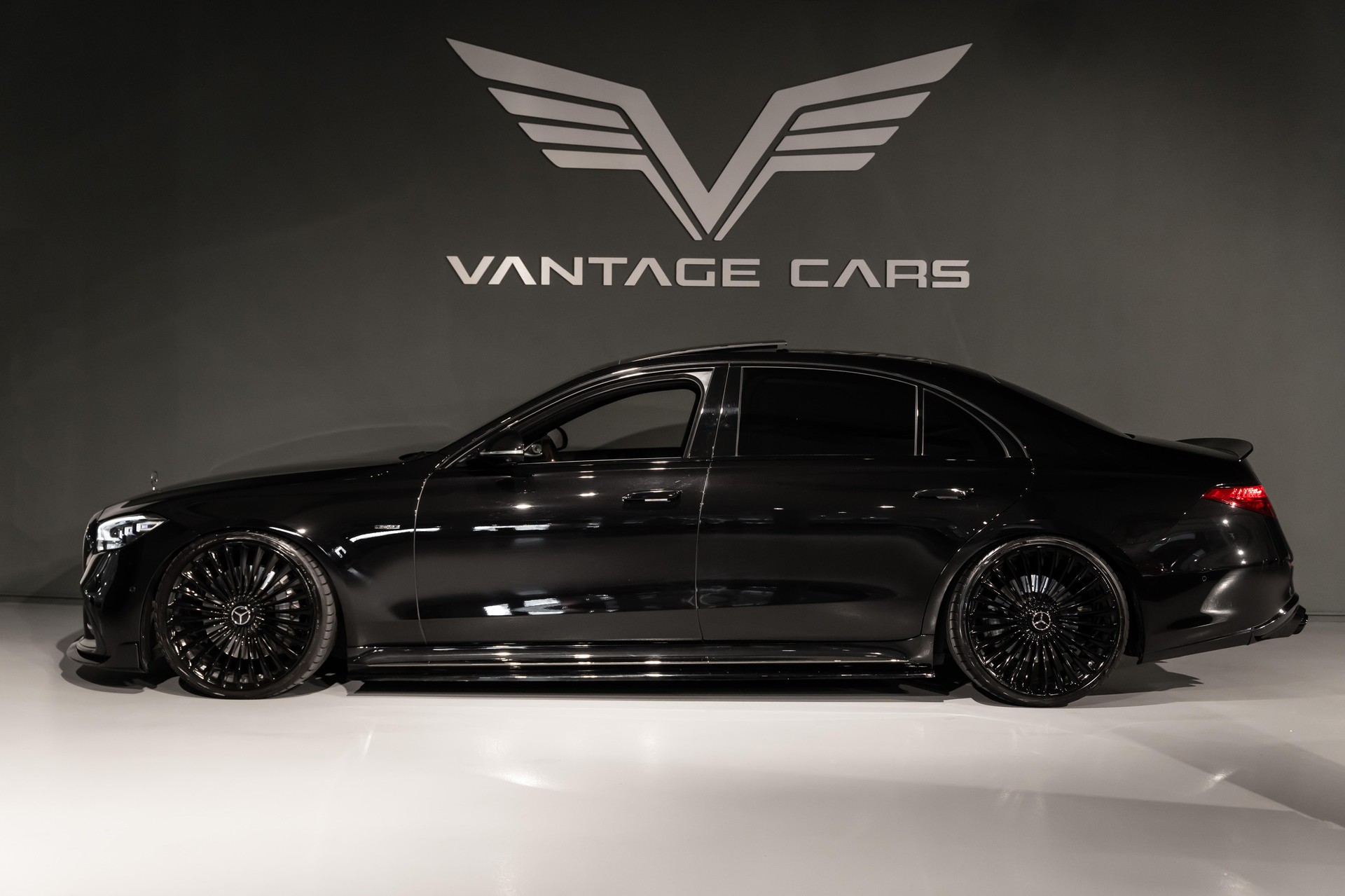 MERCEDES-BENZ S 450 d 4matic-showroom-element-1