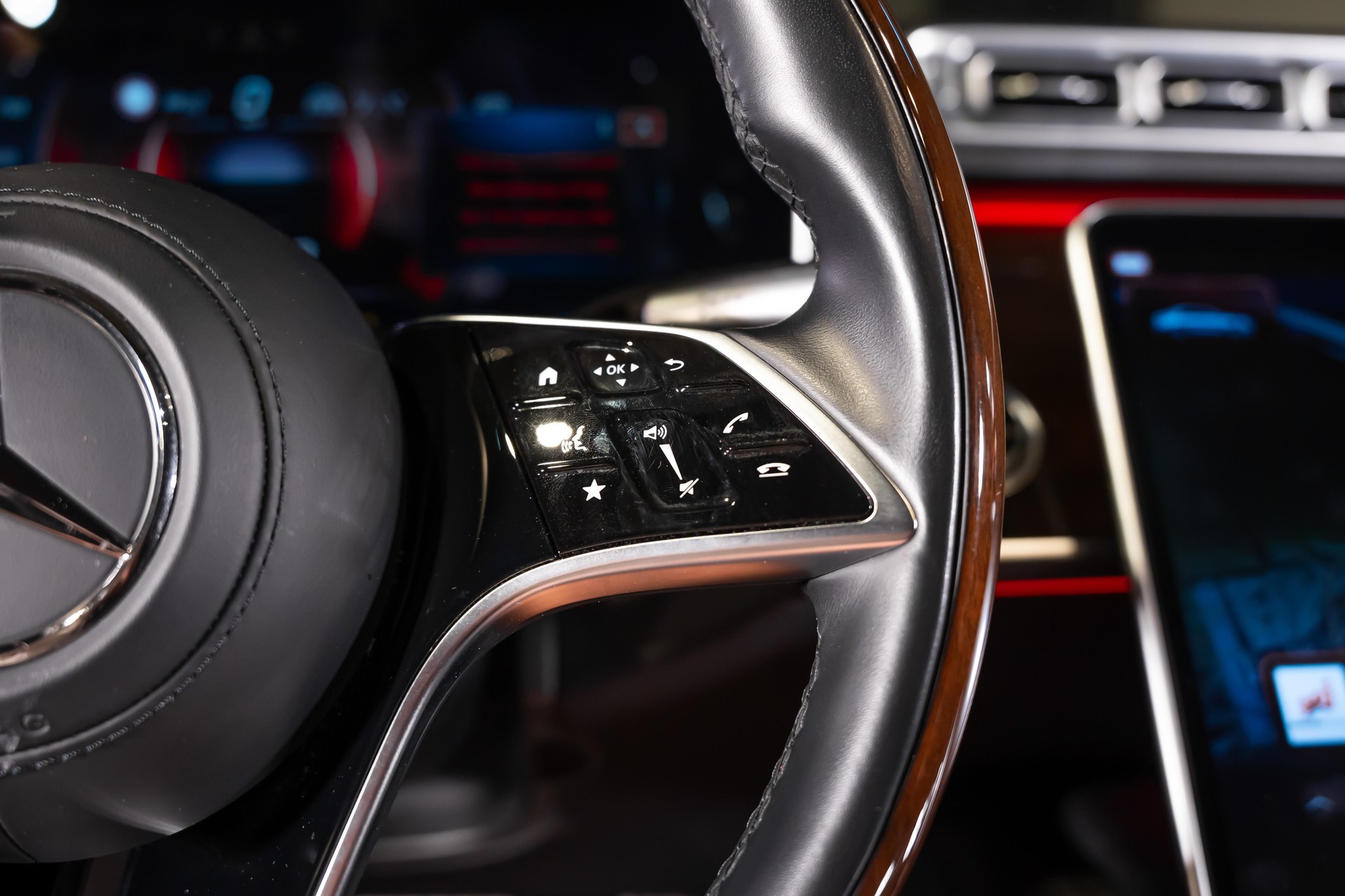MERCEDES-BENZ S 450 d 4matic-image-19