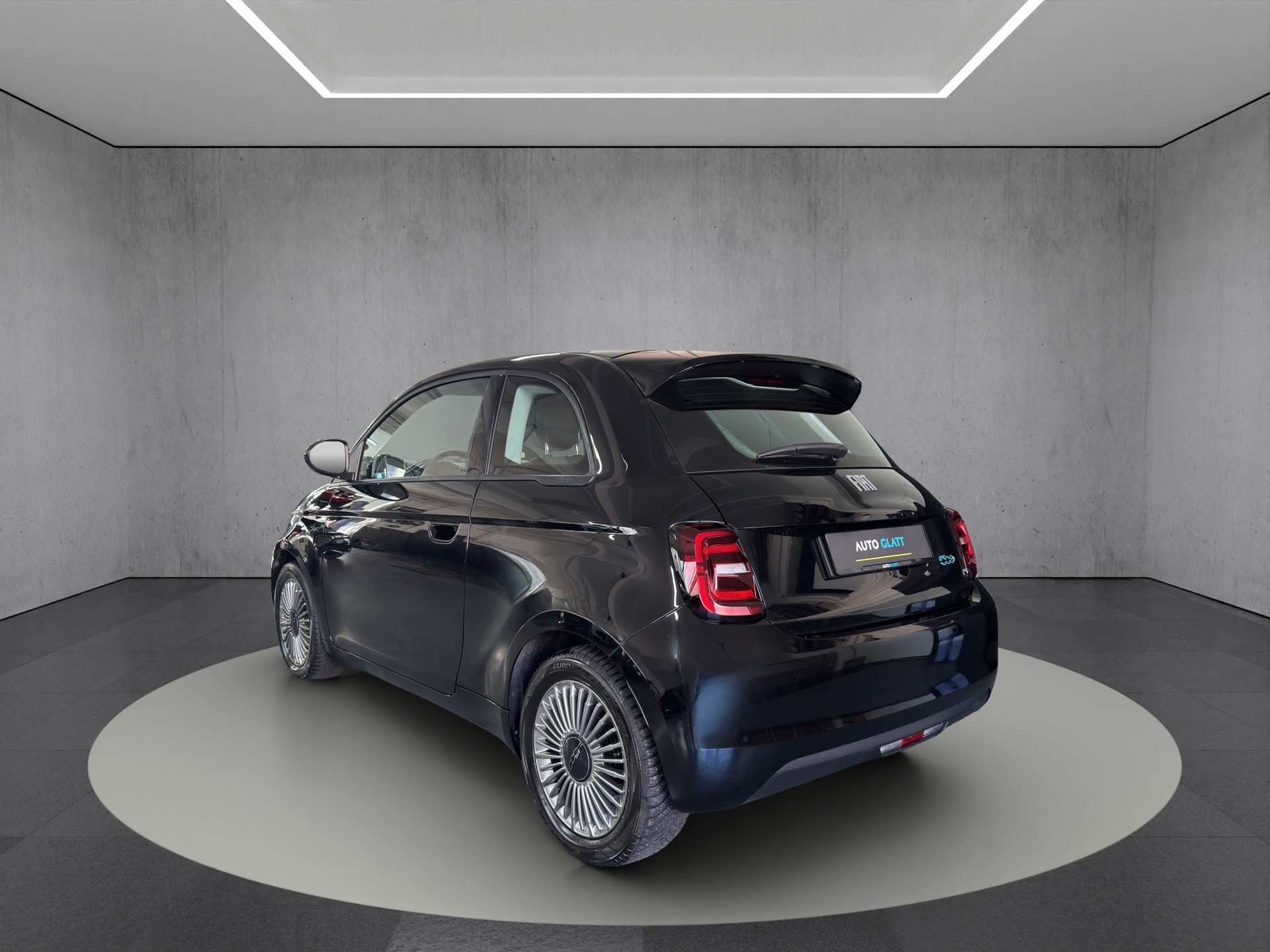 FIAT 500 electric 70 kW Icon-image-4