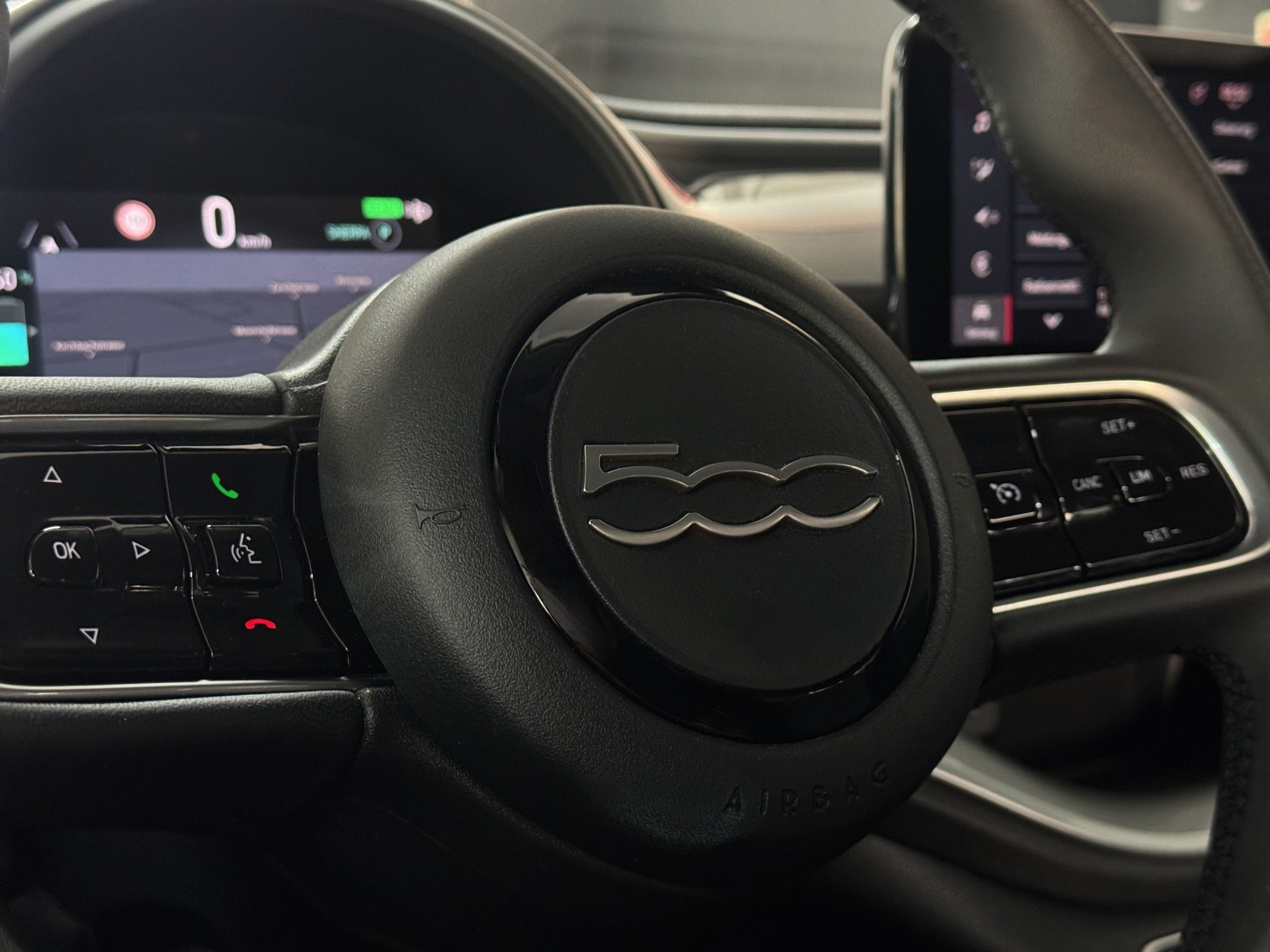 FIAT 500 electric 70 kW Icon-image-15