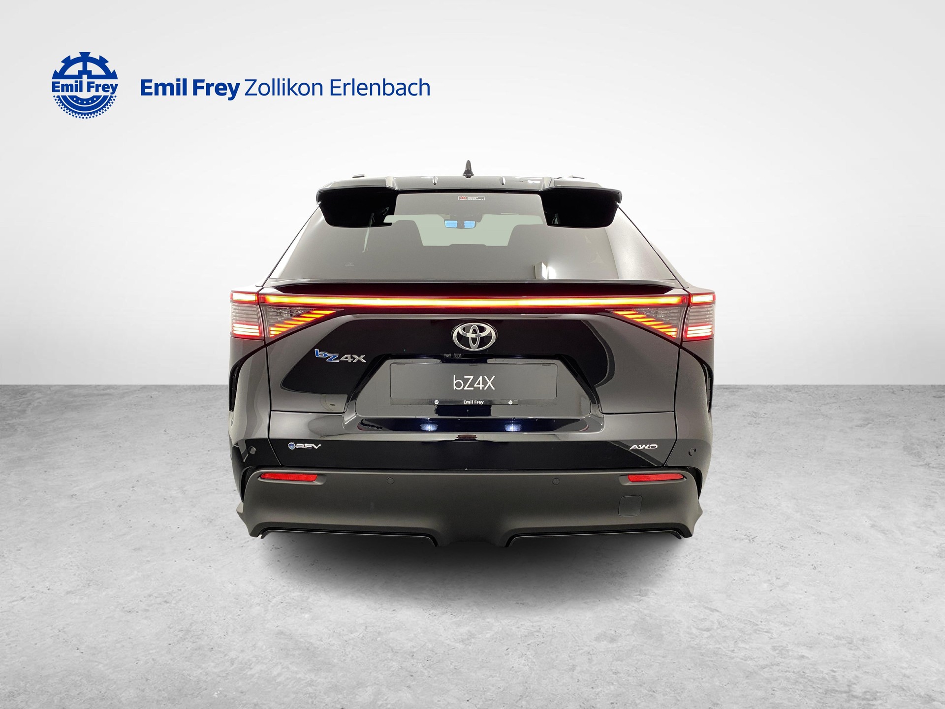 TOYOTA bZ4X Premium AWD-showroom-element-2