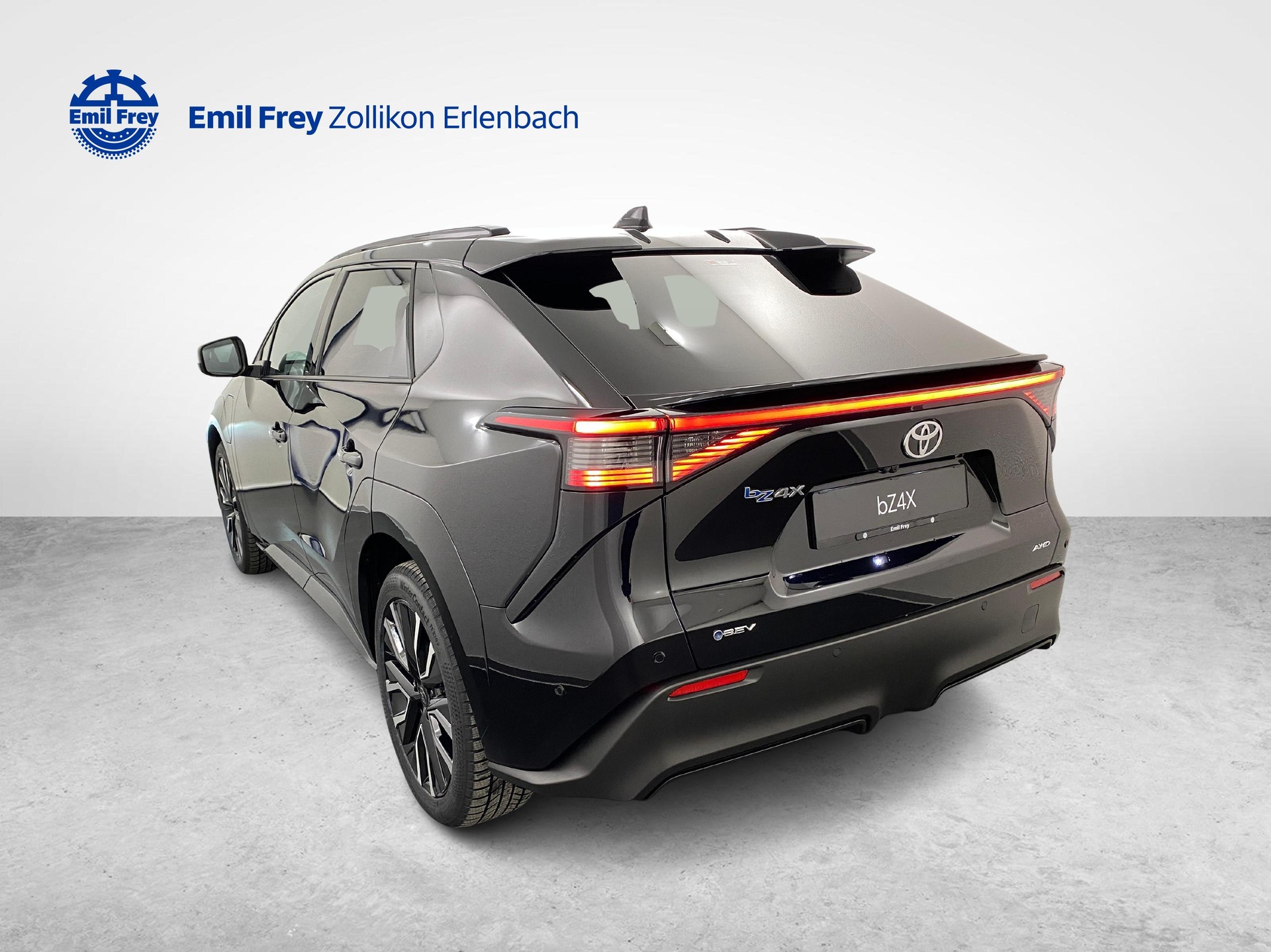 TOYOTA bZ4X Premium AWD-showroom-element-1