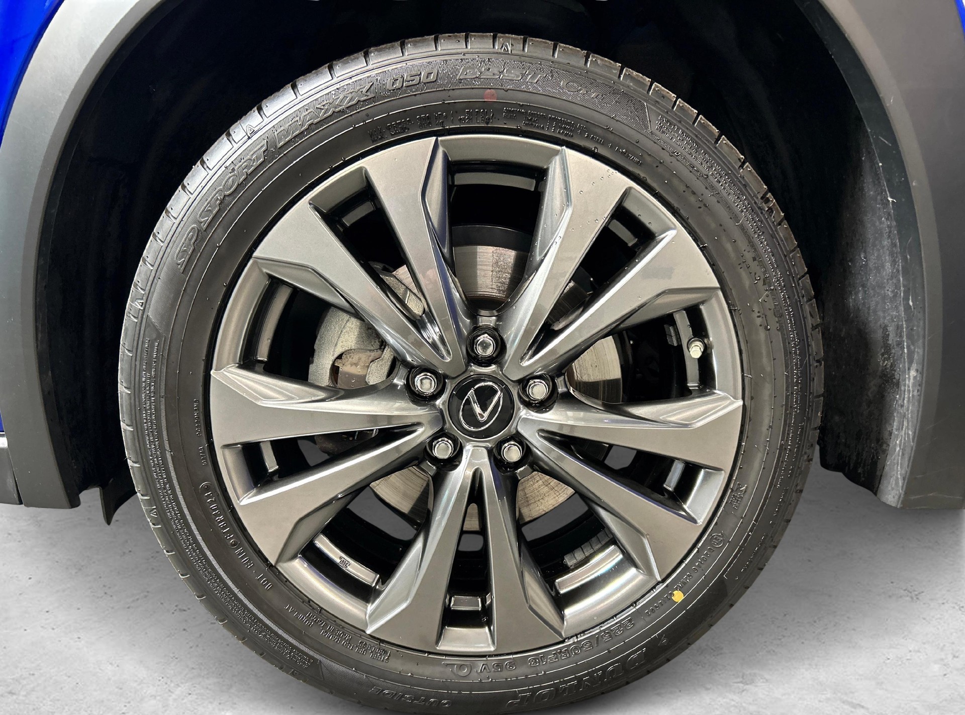 LEXUS UX 250h F-Line-image-11