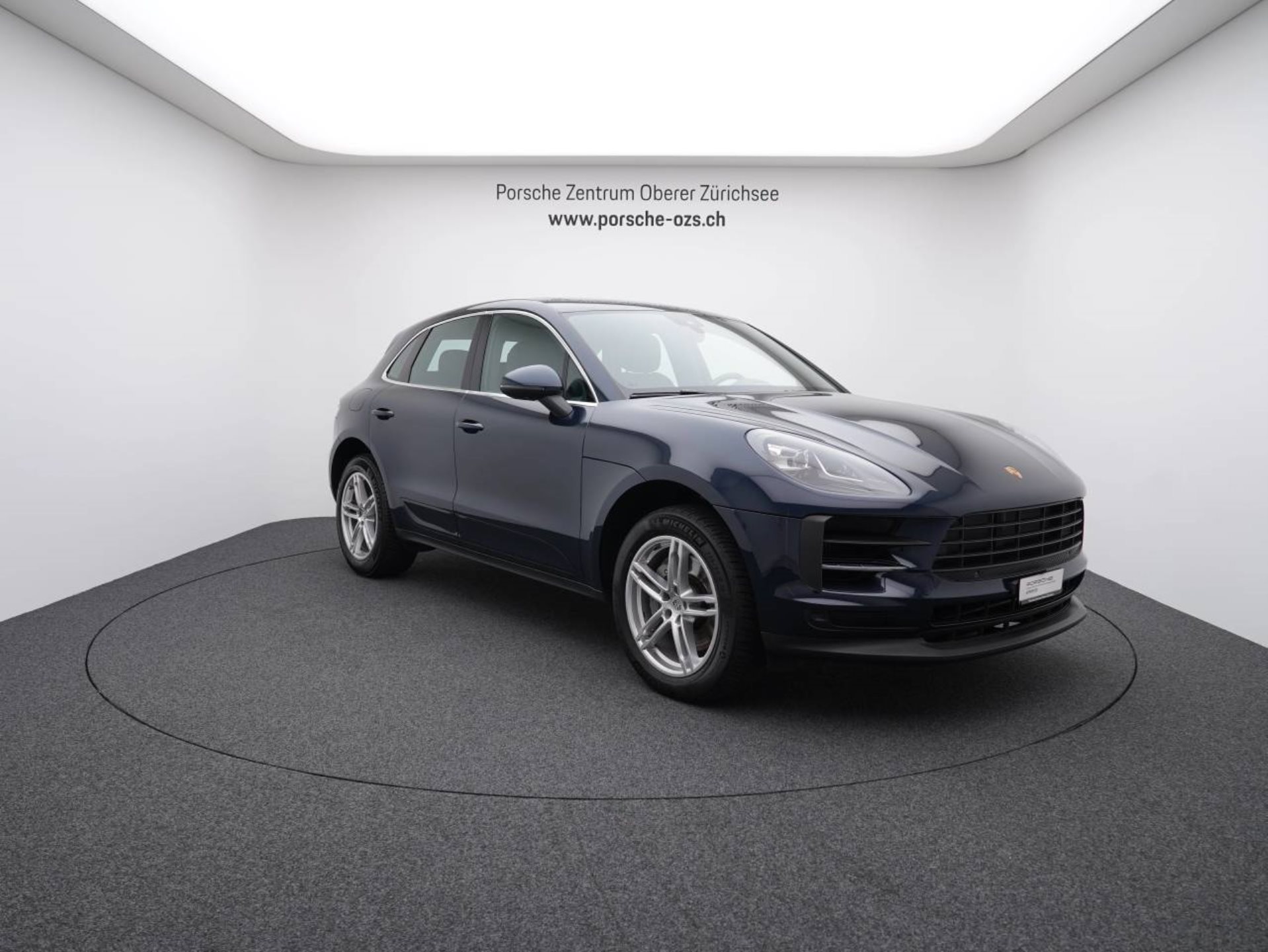 PORSCHE Macan S-image-8