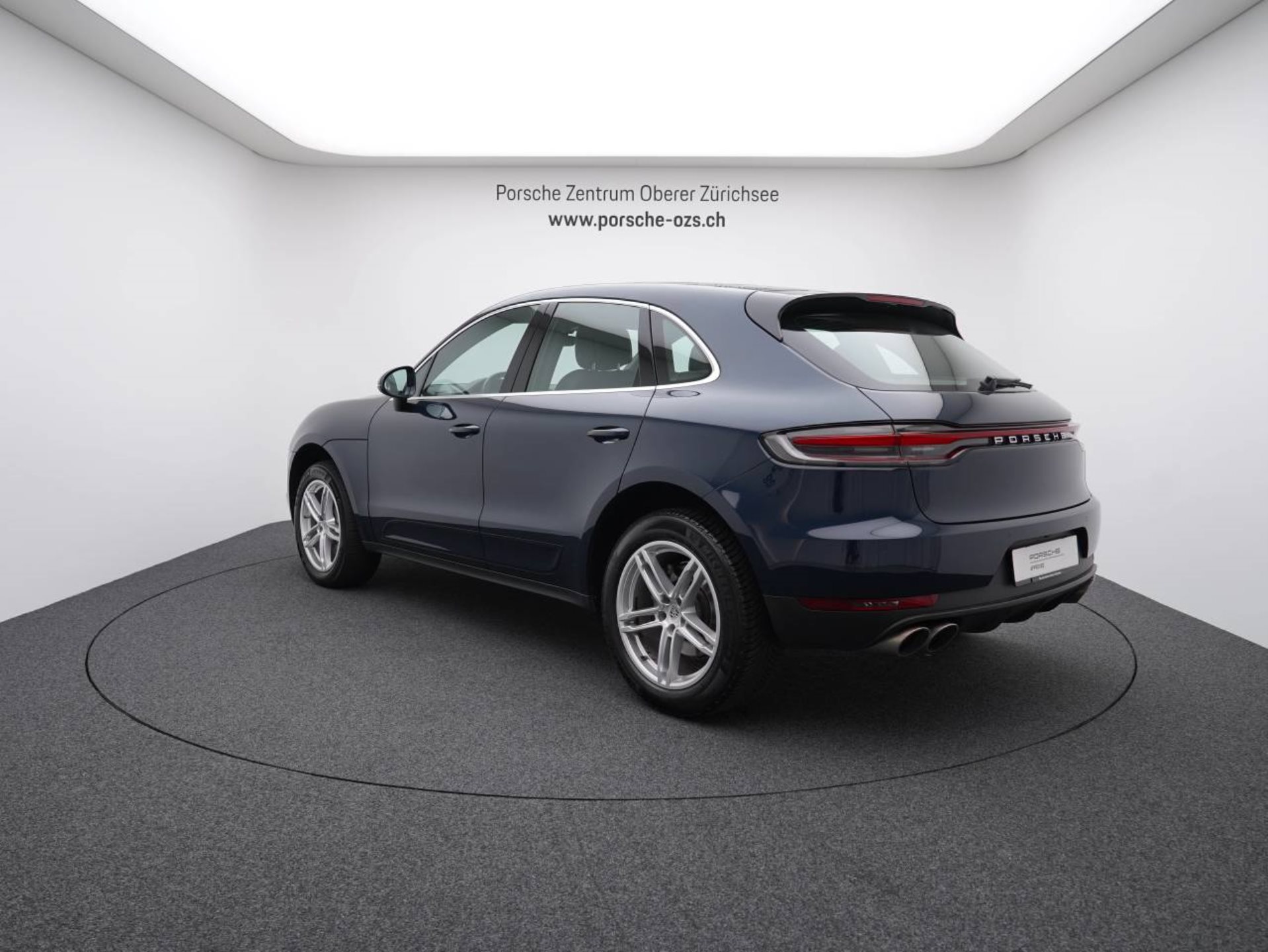PORSCHE Macan S-showroom-element-2