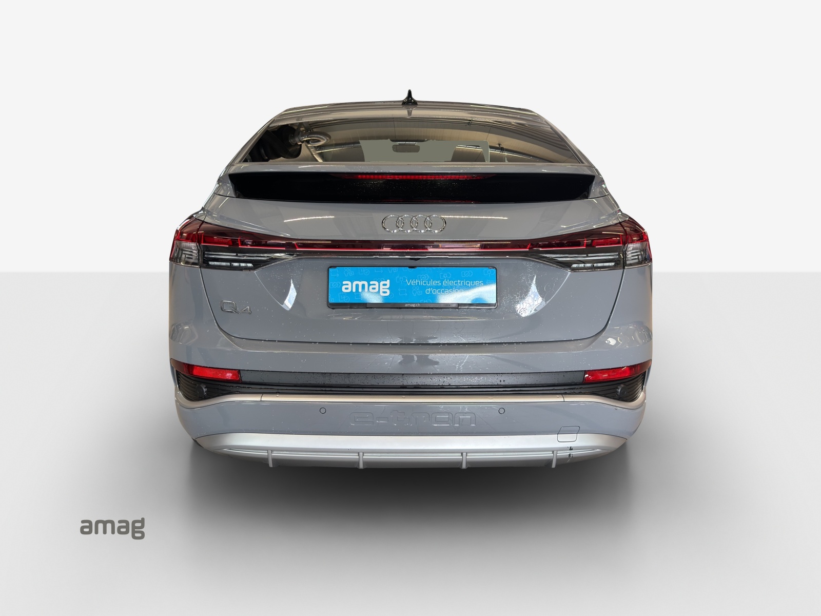 AUDI Q4 Sportback e-tron 40-showroom-element-3