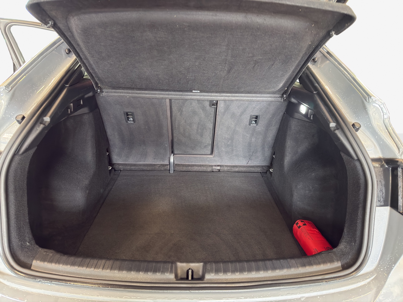 AUDI Q4 Sportback e-tron 40-image-4