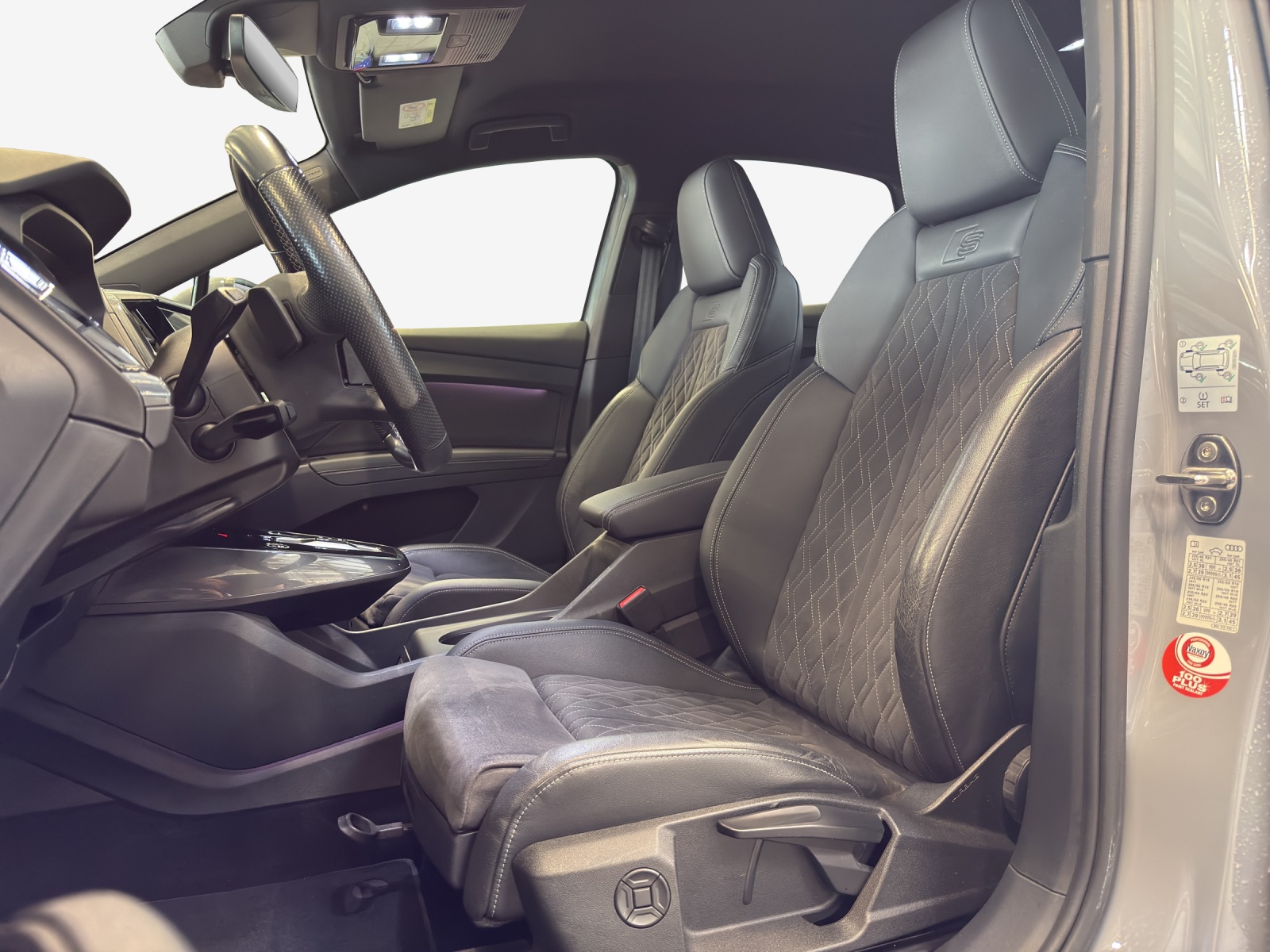 AUDI Q4 Sportback e-tron 40-image-11