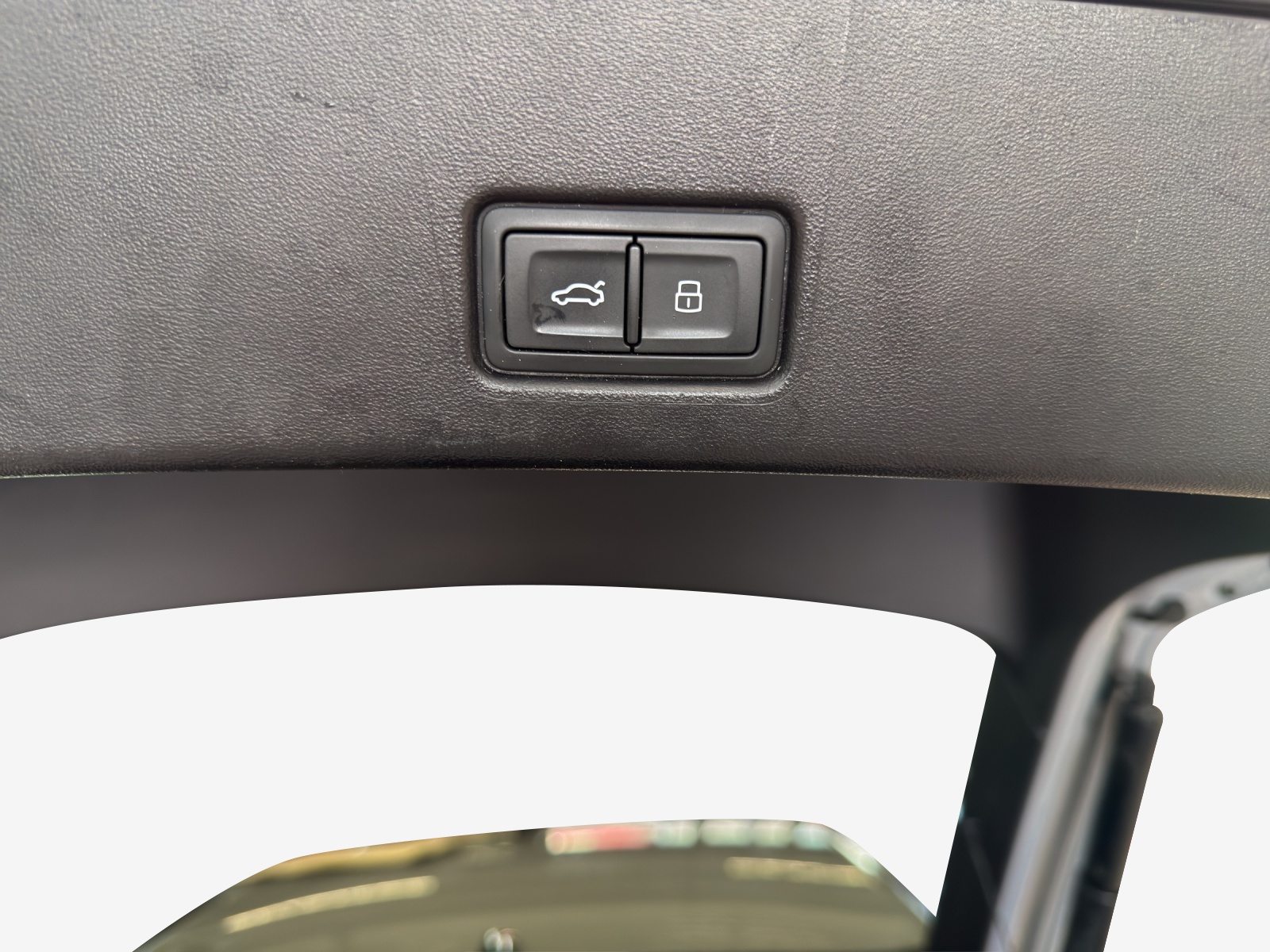 AUDI Q4 Sportback e-tron 40-image-5