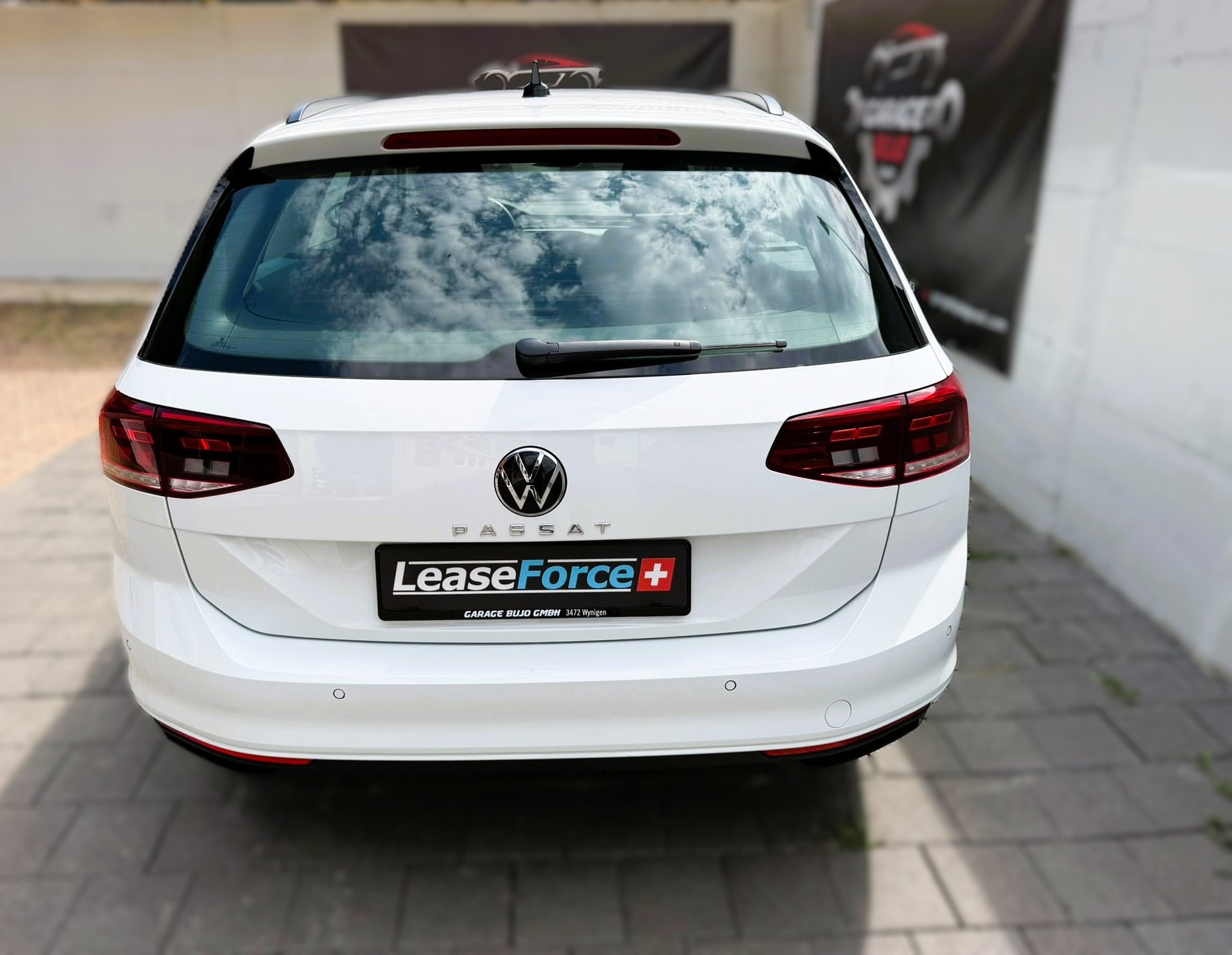 VW Passat 2.0 TDI BMT Business DSG-image-6
