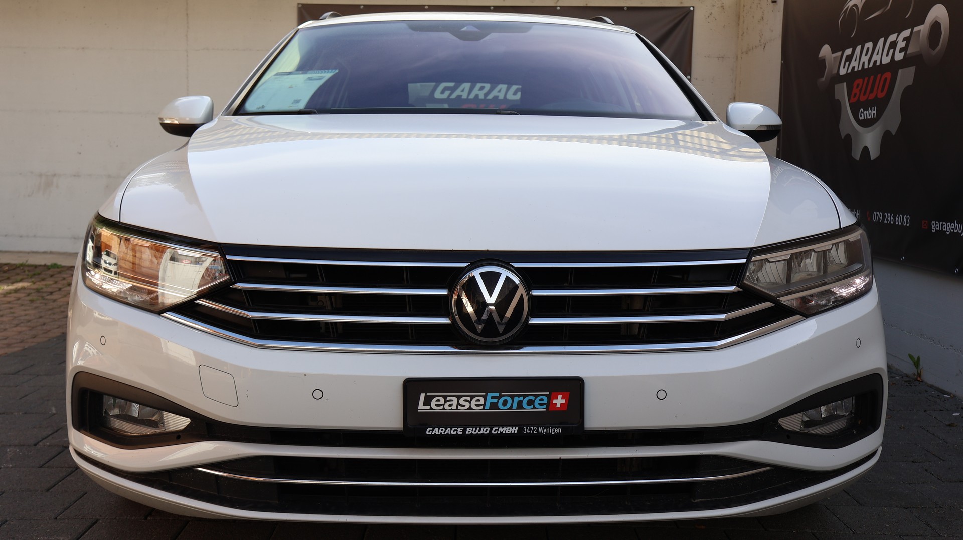 VW Passat 2.0 TDI BMT Business DSG-showroom-element-2