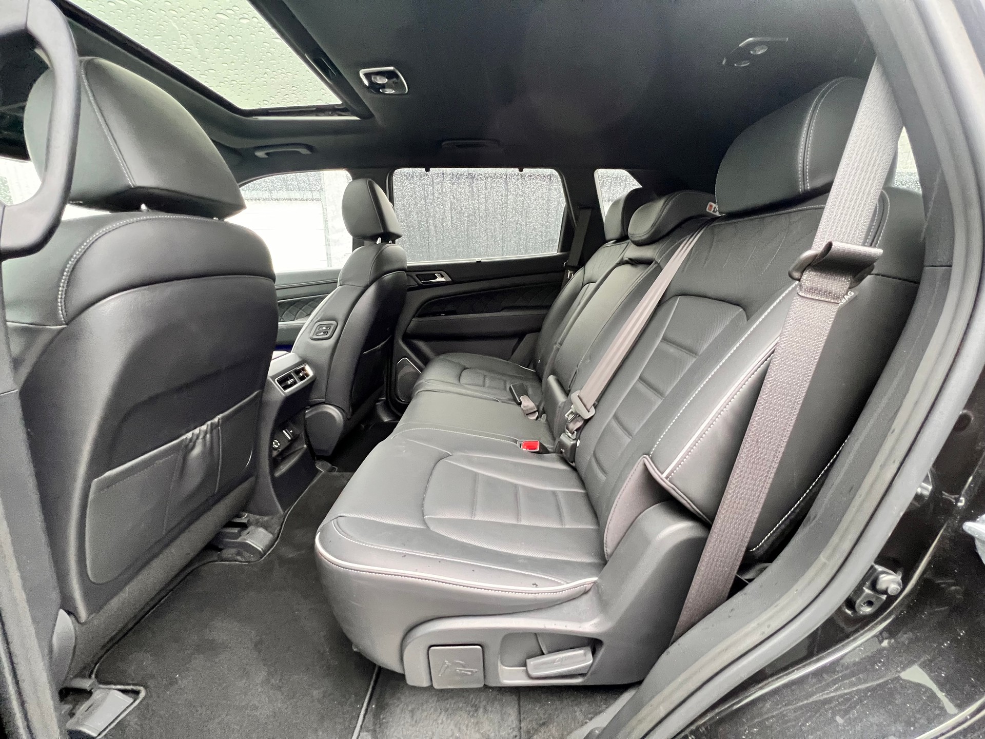 KGM-SsangYong Rexton 2.2 CRDi Blackline 4WD AT-image-6