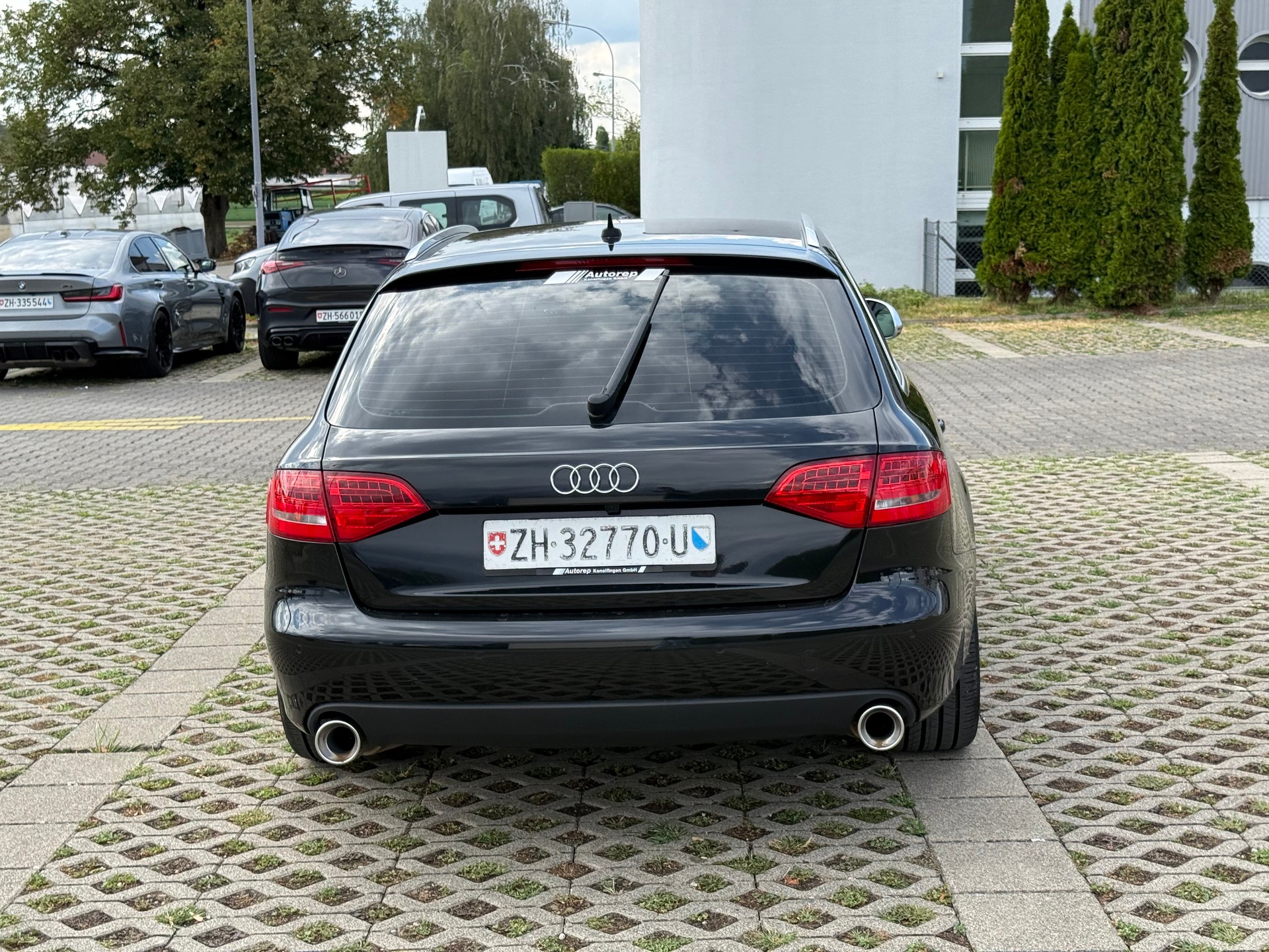AUDI A4 Avant 3.0 TDI quattro S-tronic-image-8