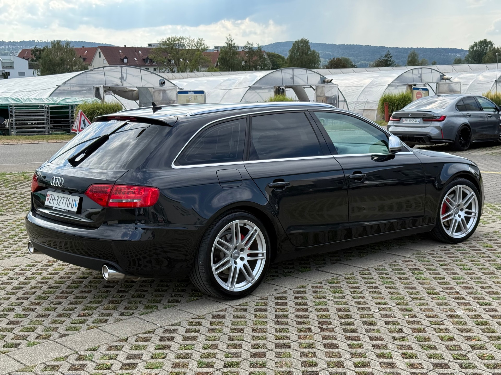AUDI A4 Avant 3.0 TDI quattro S-tronic-image-6