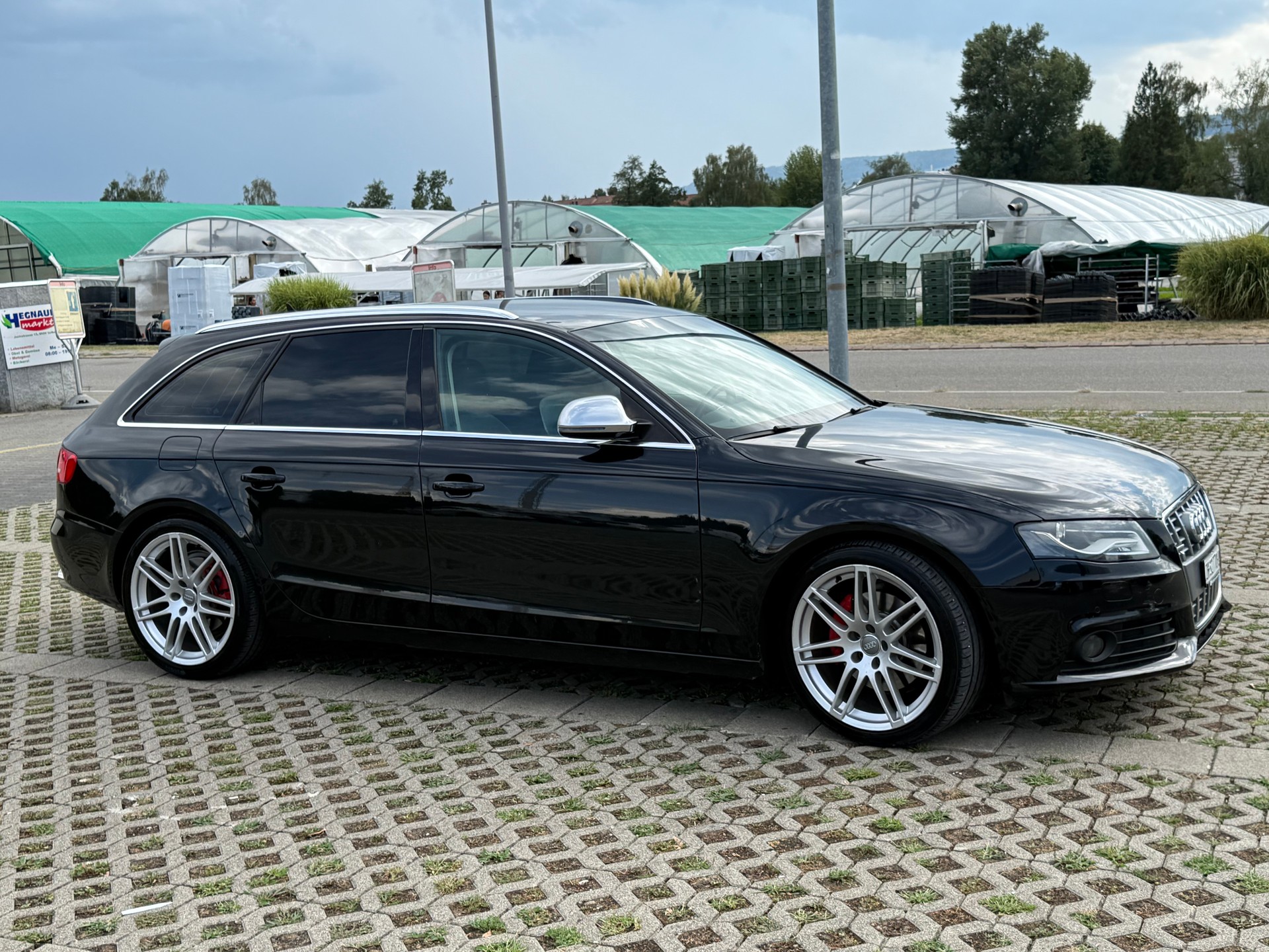 AUDI A4 Avant 3.0 TDI quattro S-tronic-image-4