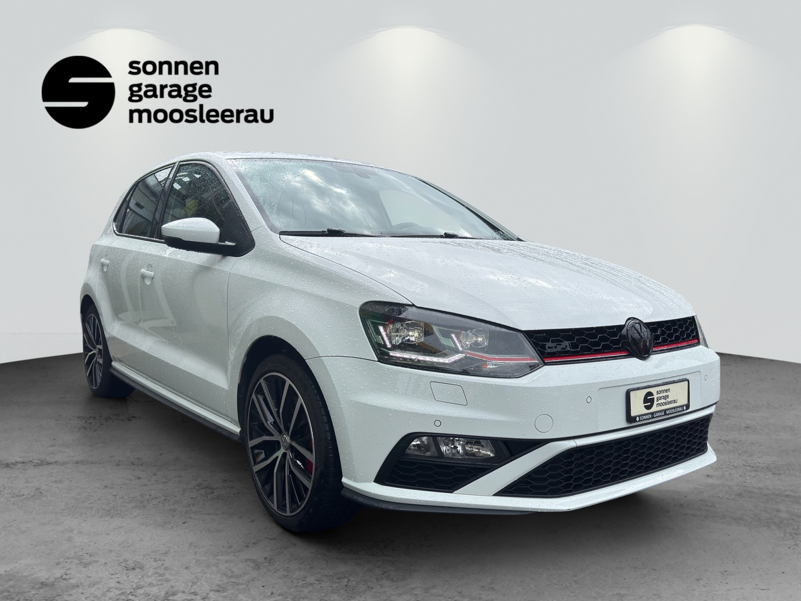 VW Polo 1.8 TSI GTI-showroom-element-1