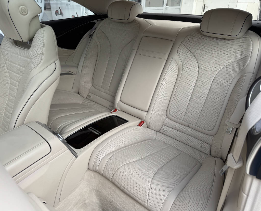 MERCEDES-BENZ S 500 Coupé 4Matic 7G-Tronic-image-10