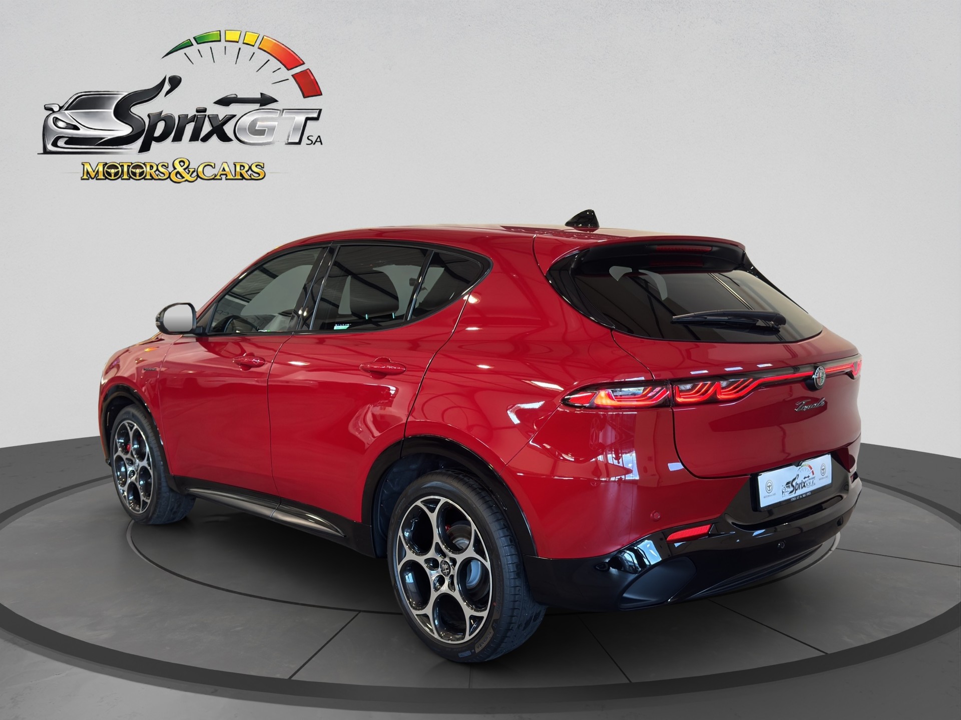 ALFA ROMEO Tonale 1.5 48V Hybrid Veloce-showroom-element-2