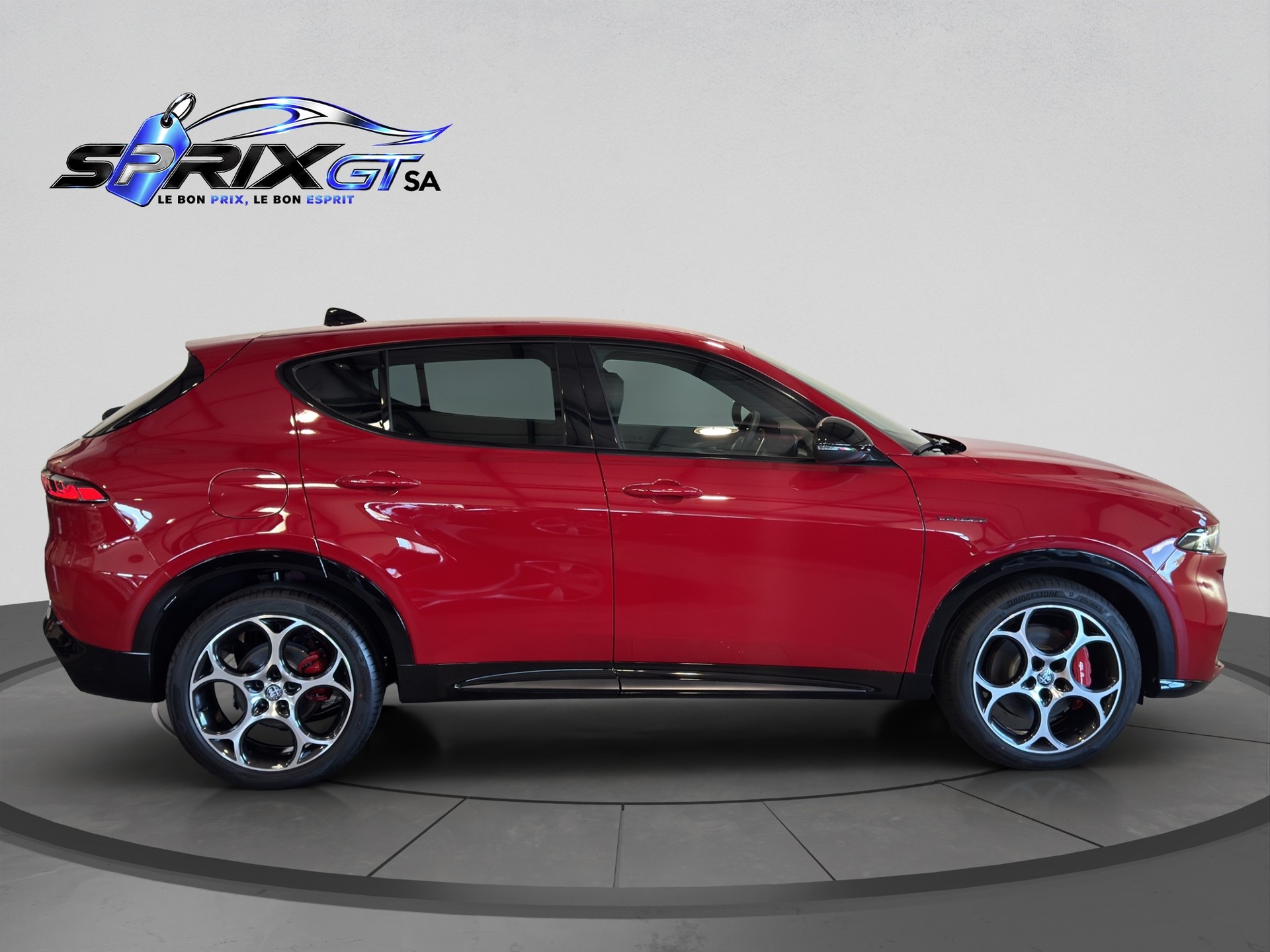 ALFA ROMEO Tonale 1.5 48V Hybrid Veloce-showroom-element-2