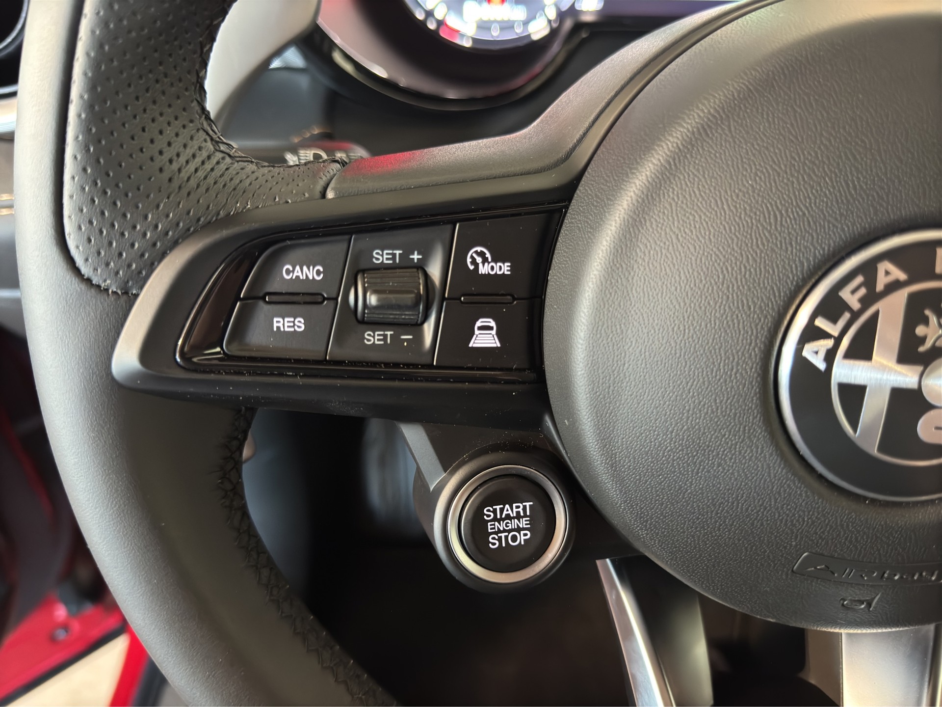 ALFA ROMEO Tonale 1.5 48V Hybrid Veloce-image-21