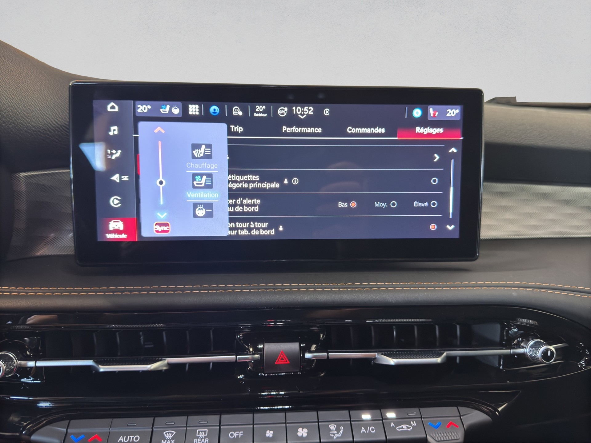 ALFA ROMEO Tonale 1.5 48V Hybrid Veloce-image-18