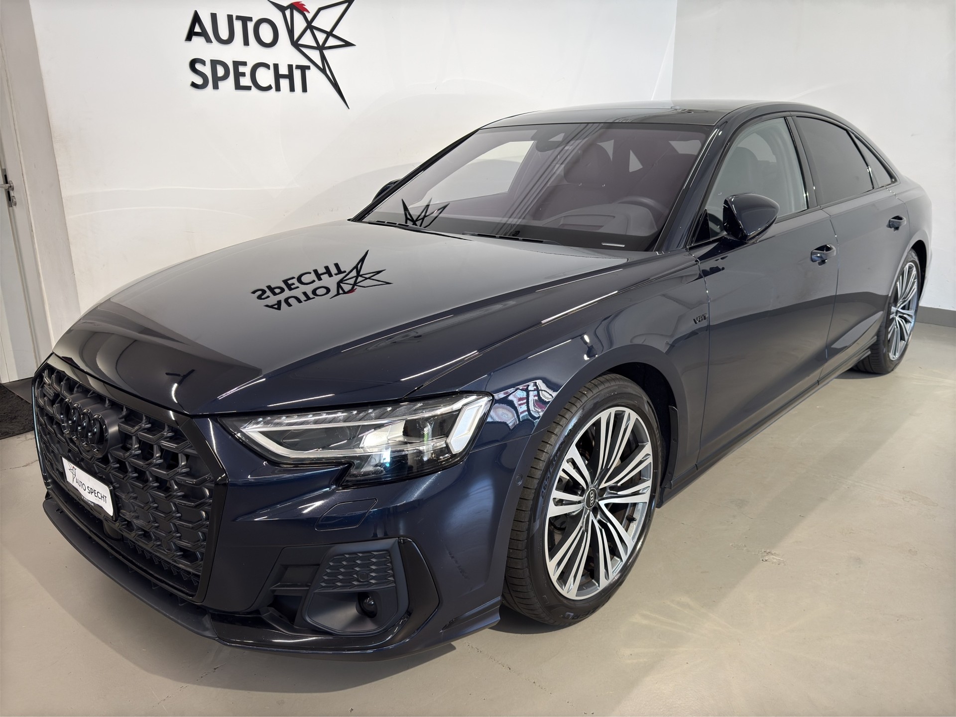 AUDI A8 55 TFSI S-Line quattro tiptronic-showroom-element-1