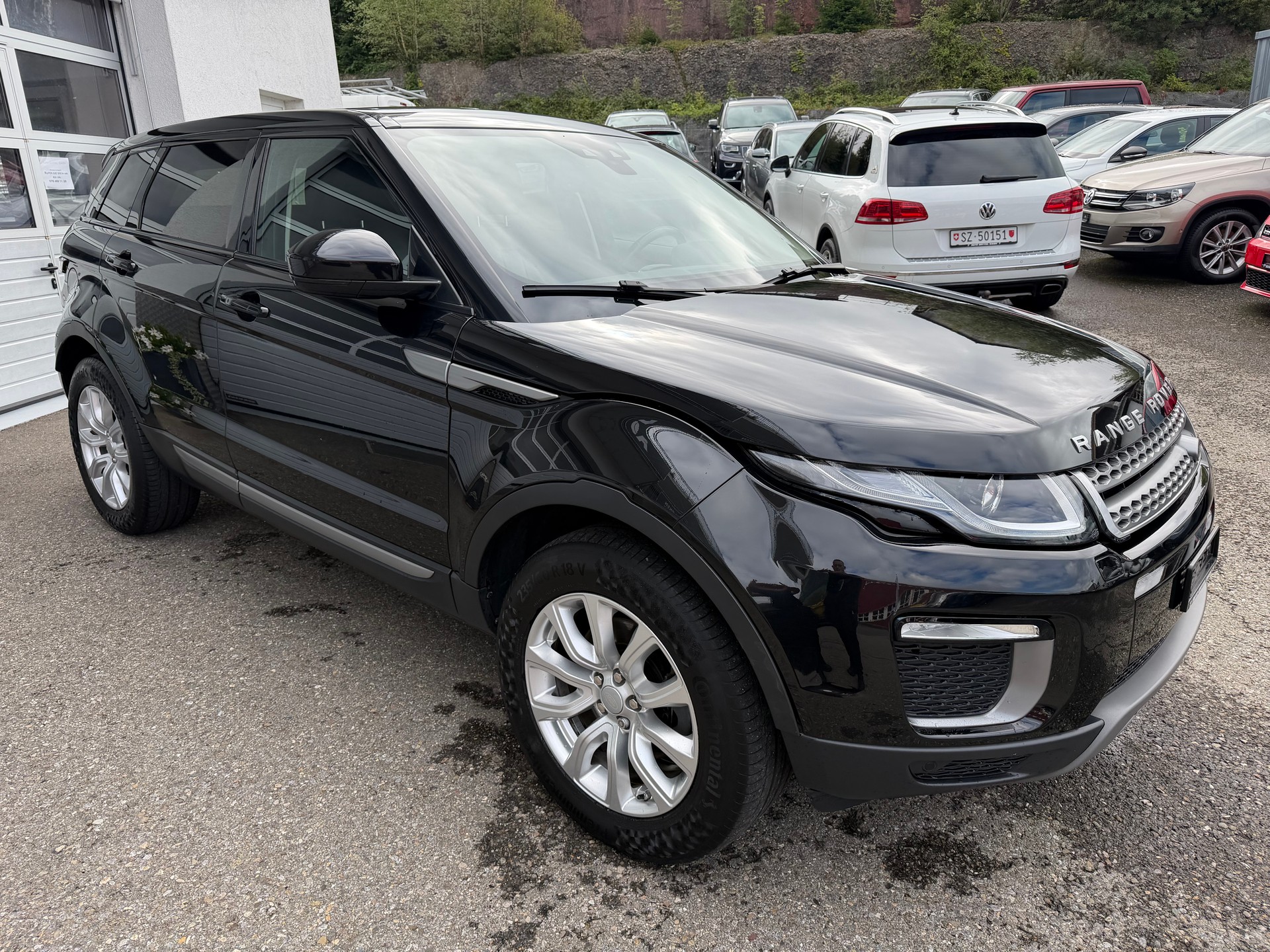 LAND ROVER Range Rover Evoque 2.0 TD4 SE AT9-showroom-element-3